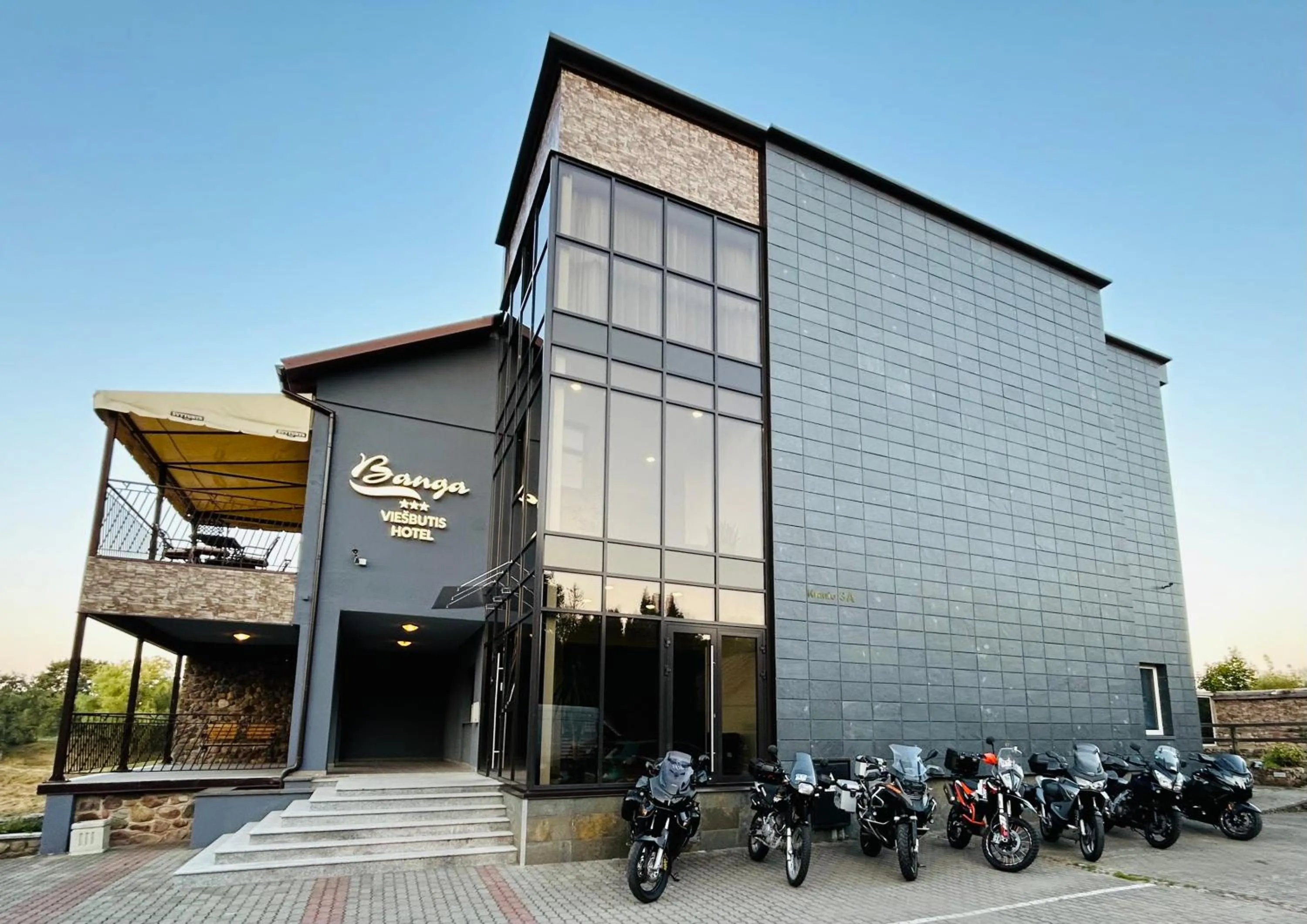 Viešbutis Banga
