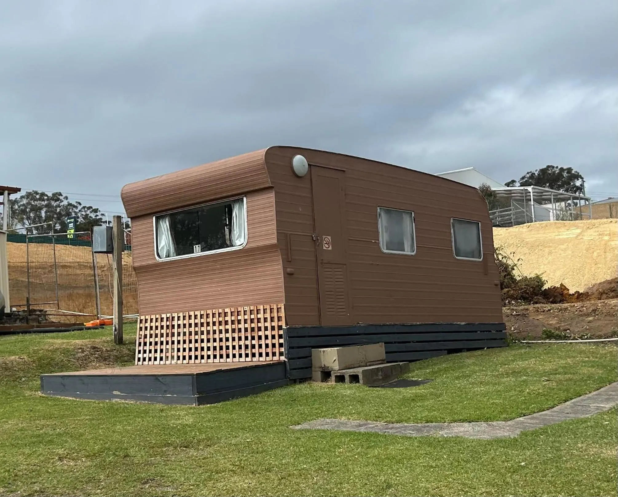Batemans Bay Holiday Park & Hostel