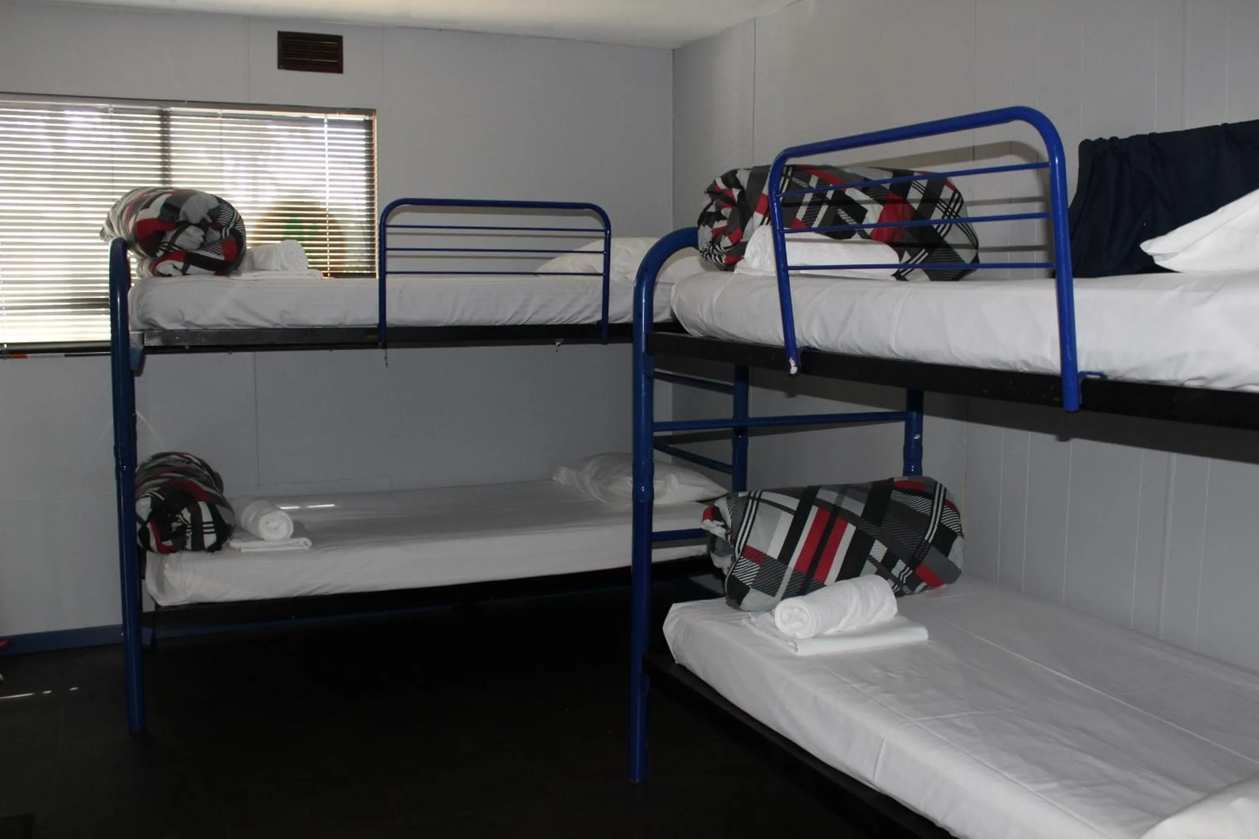 bunk bed, Bed in Batemans Bay Holiday Park & Hostel
