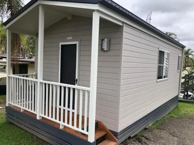 Shower in Batemans Bay Holiday Park & Hostel