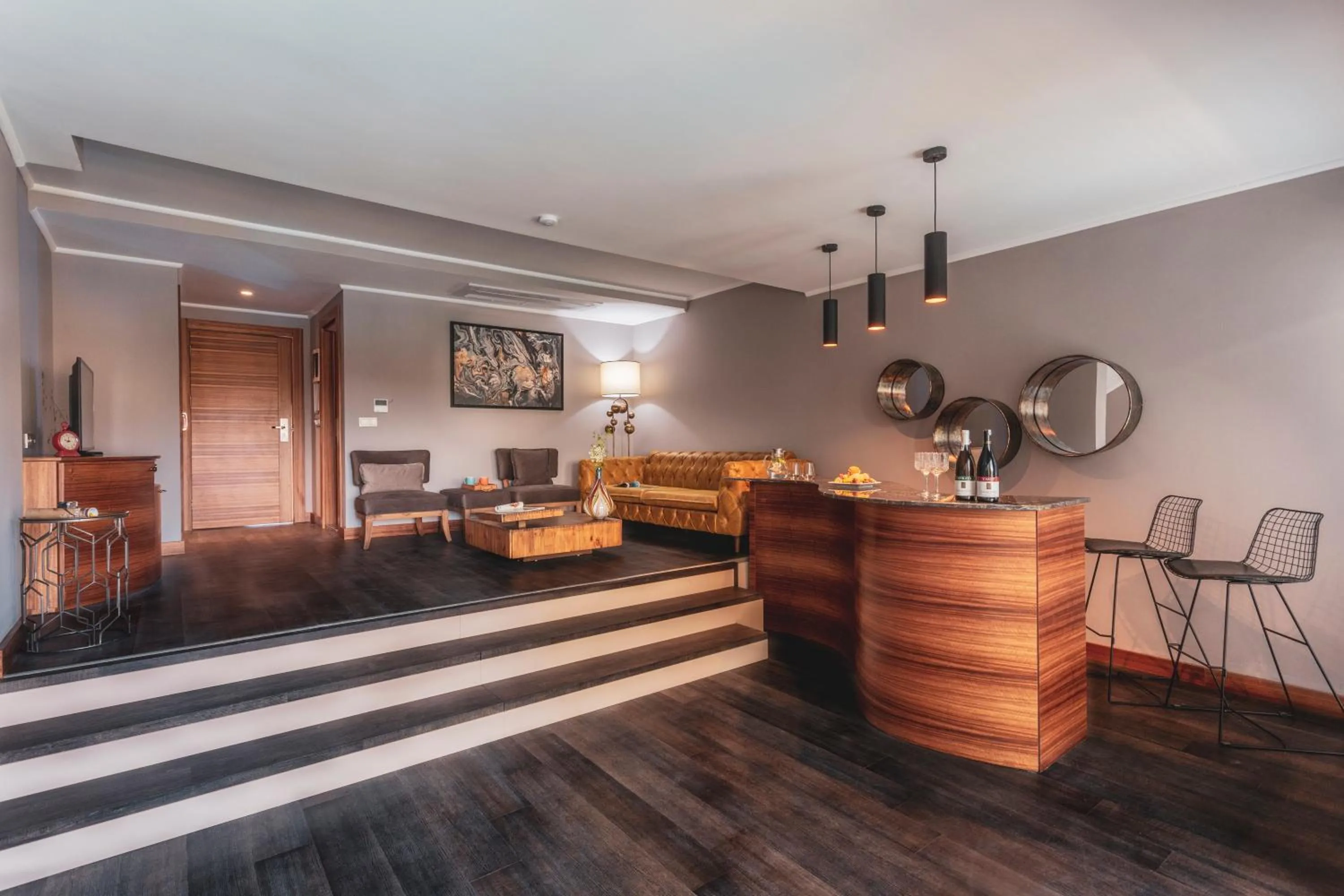 Massage in Orka Cove Hotel Penthouse & Suites Adults Only