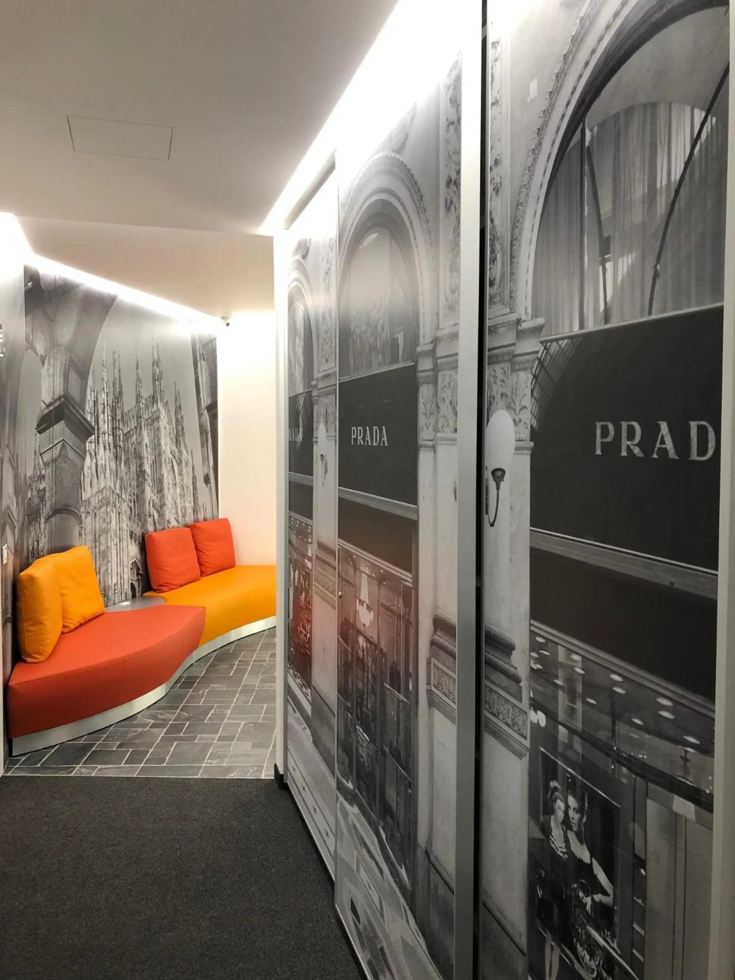 Lobby or reception, Bed in AHD Rooms