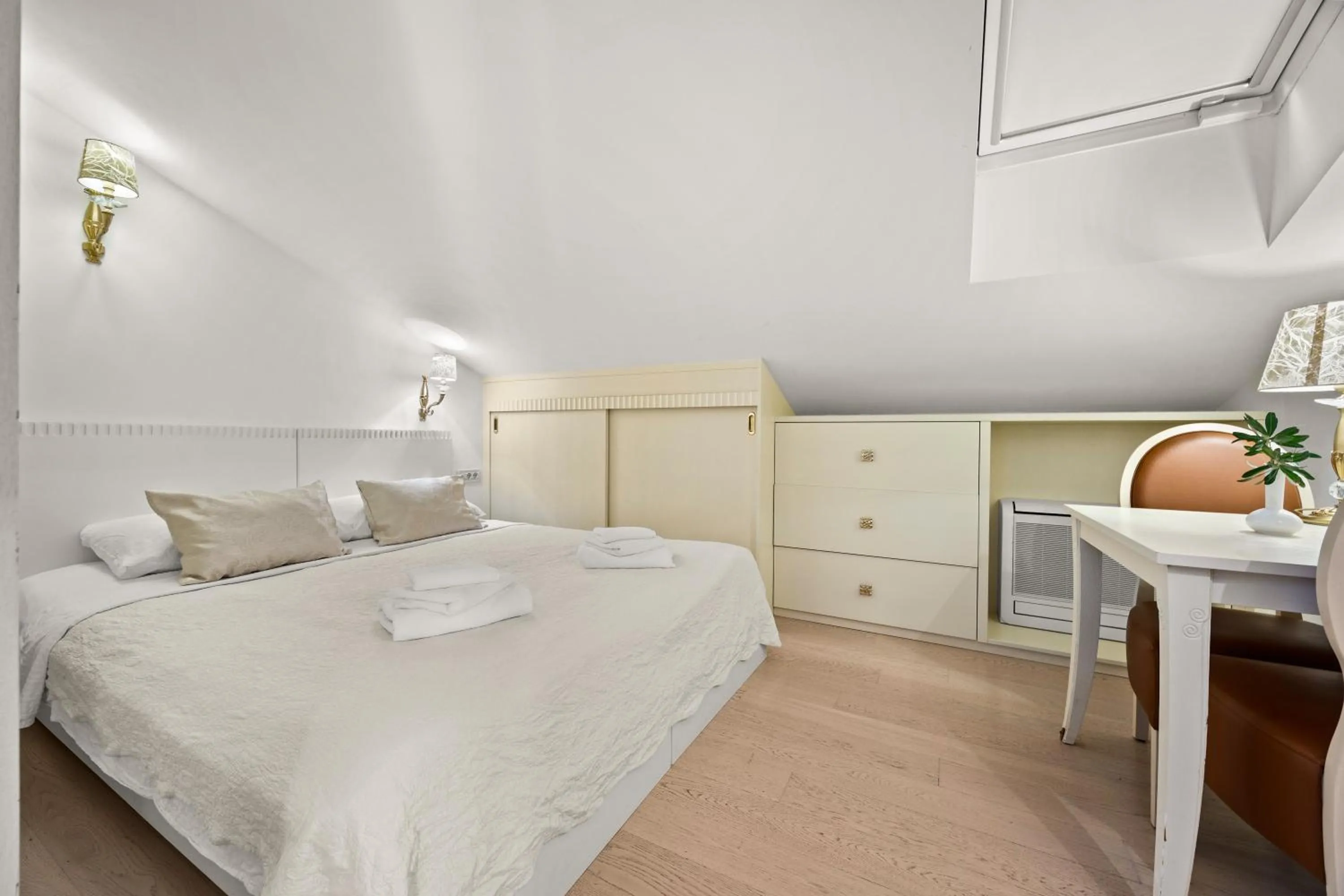 Bed in Boutique Hotel Oasi