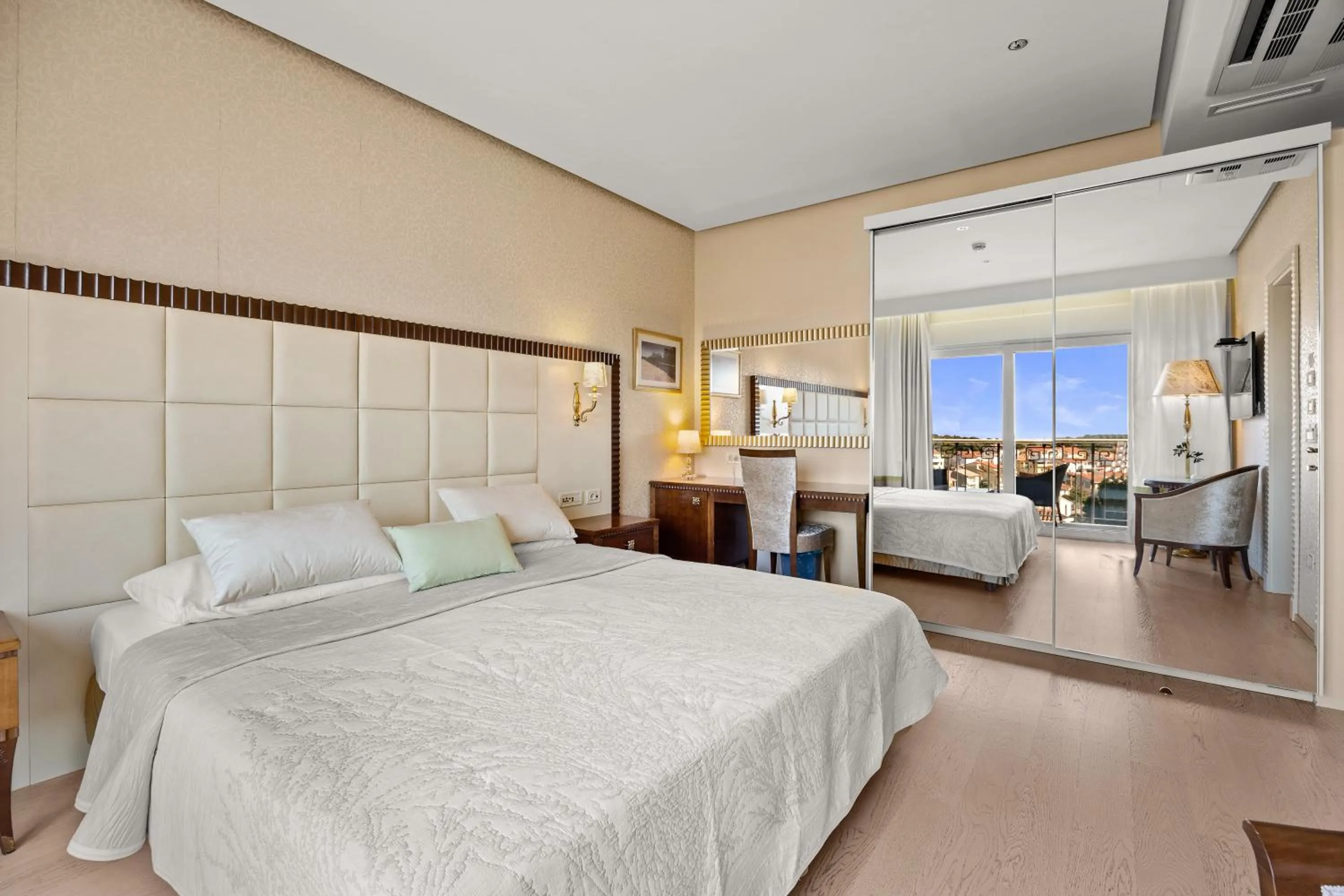 Bed in Boutique Hotel Oasi