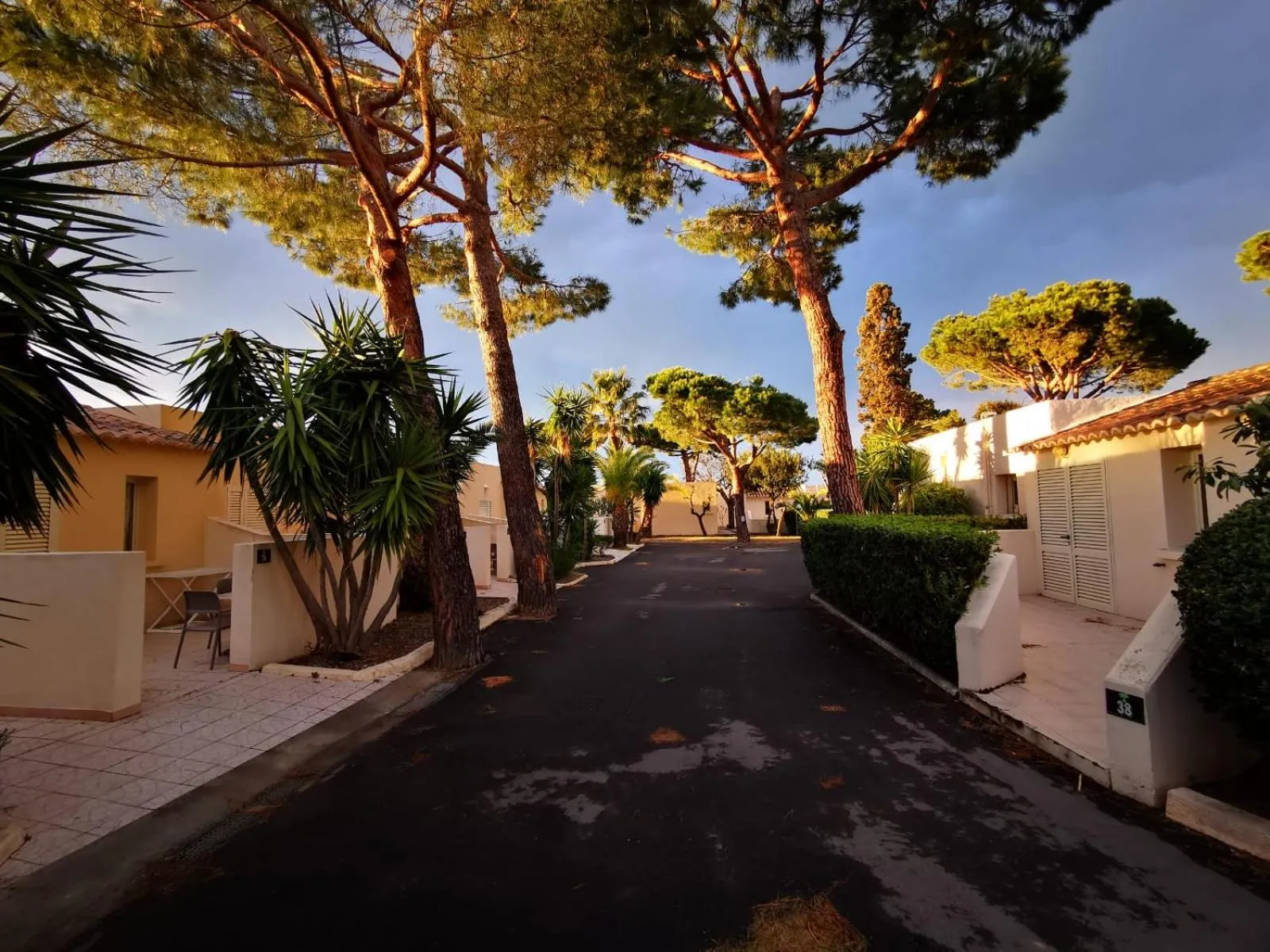 Neighbourhood in Hotel & Restaurant San Pellegrino