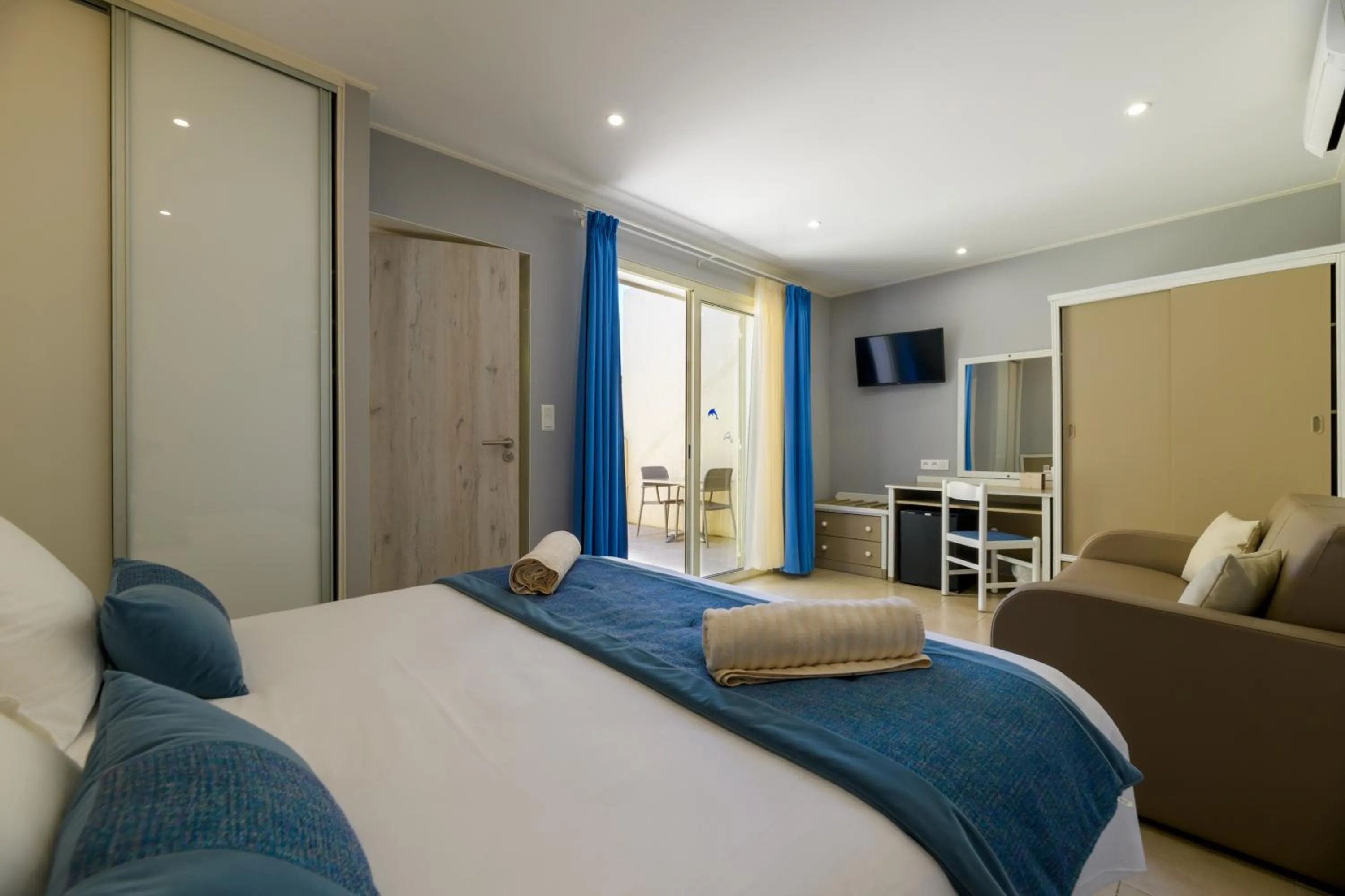 Photo of the whole room, Bed in Hotel & Restaurant San Pellegrino