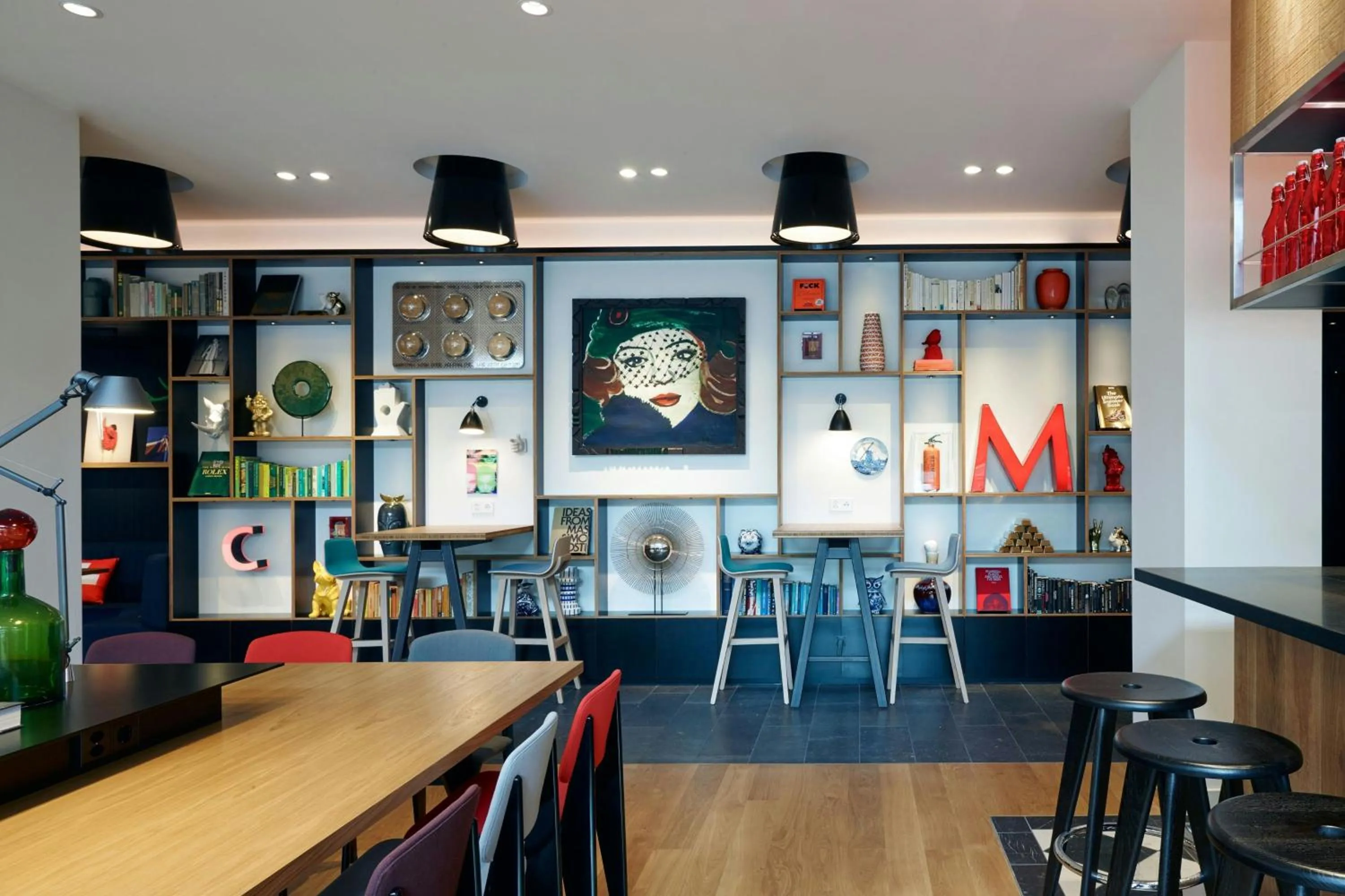 Restaurant/places to eat in citizenM Zürich