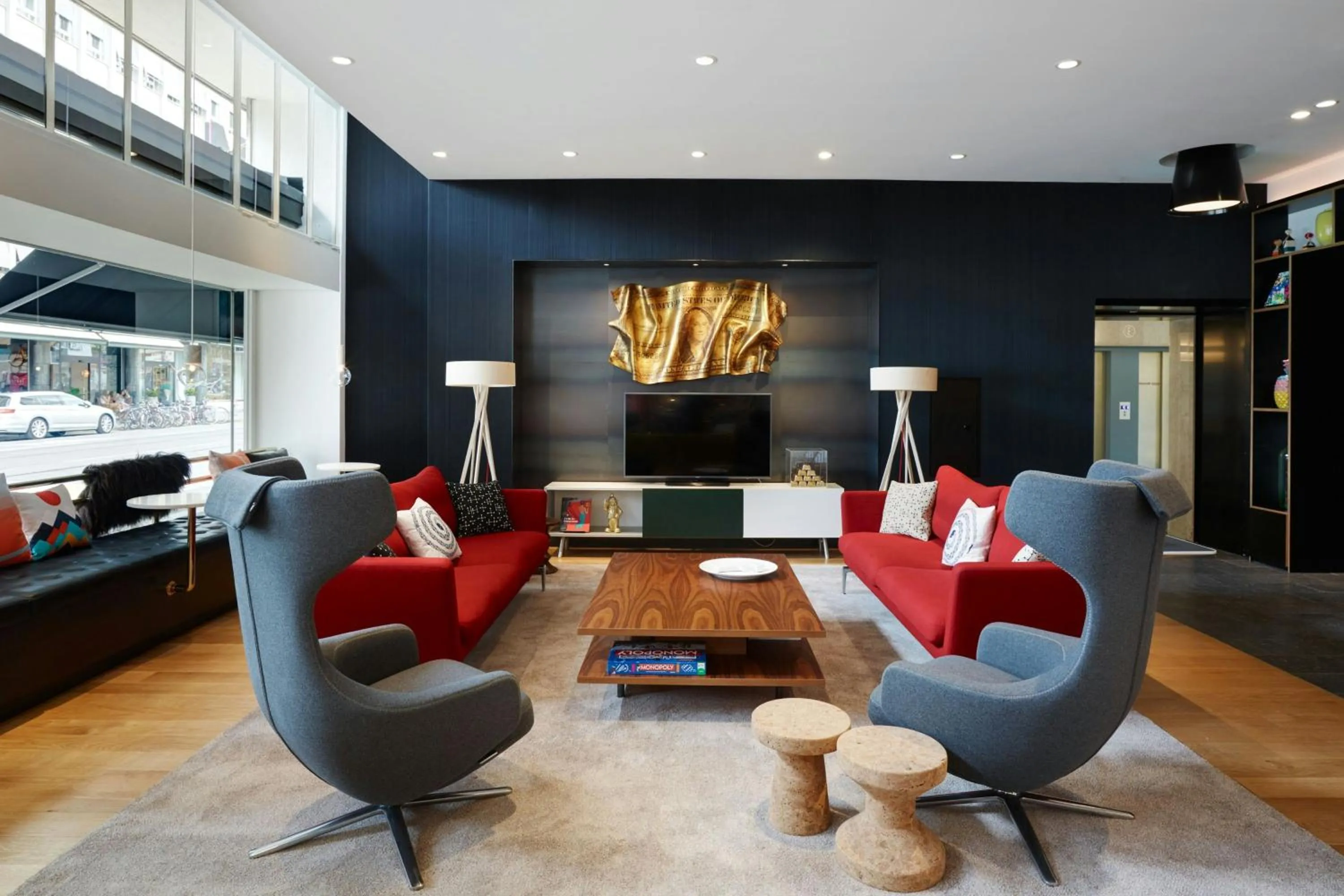 Lobby or reception in citizenM Zürich