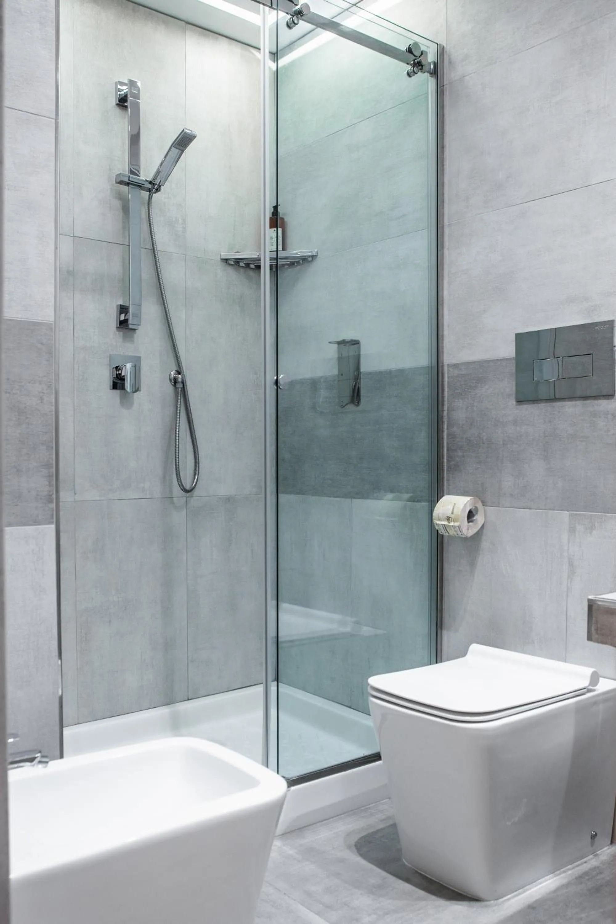 Bathroom in Prestige Rooms Chiaia Hotel