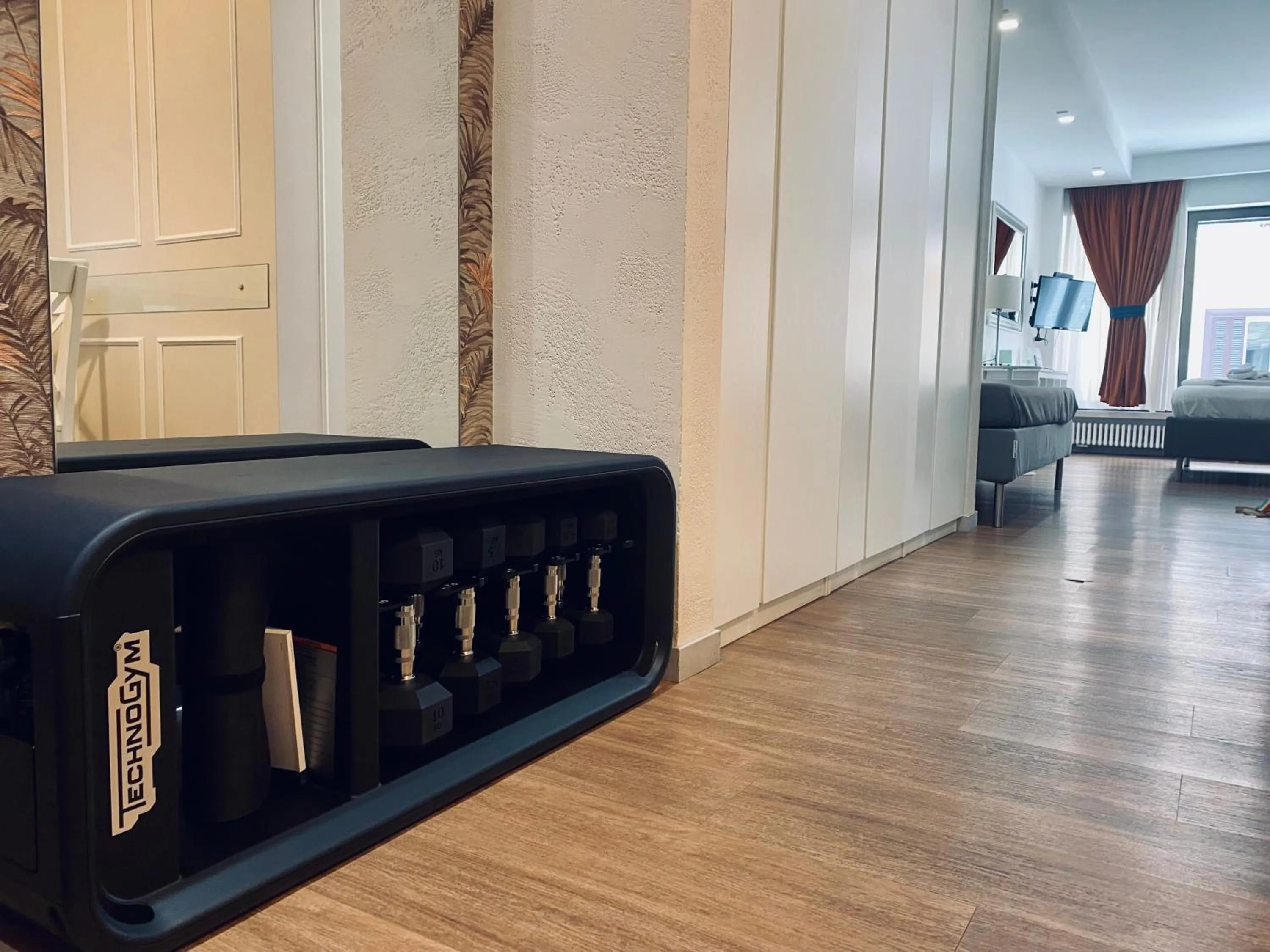 Fitness centre/facilities in Prestige Rooms Chiaia Hotel