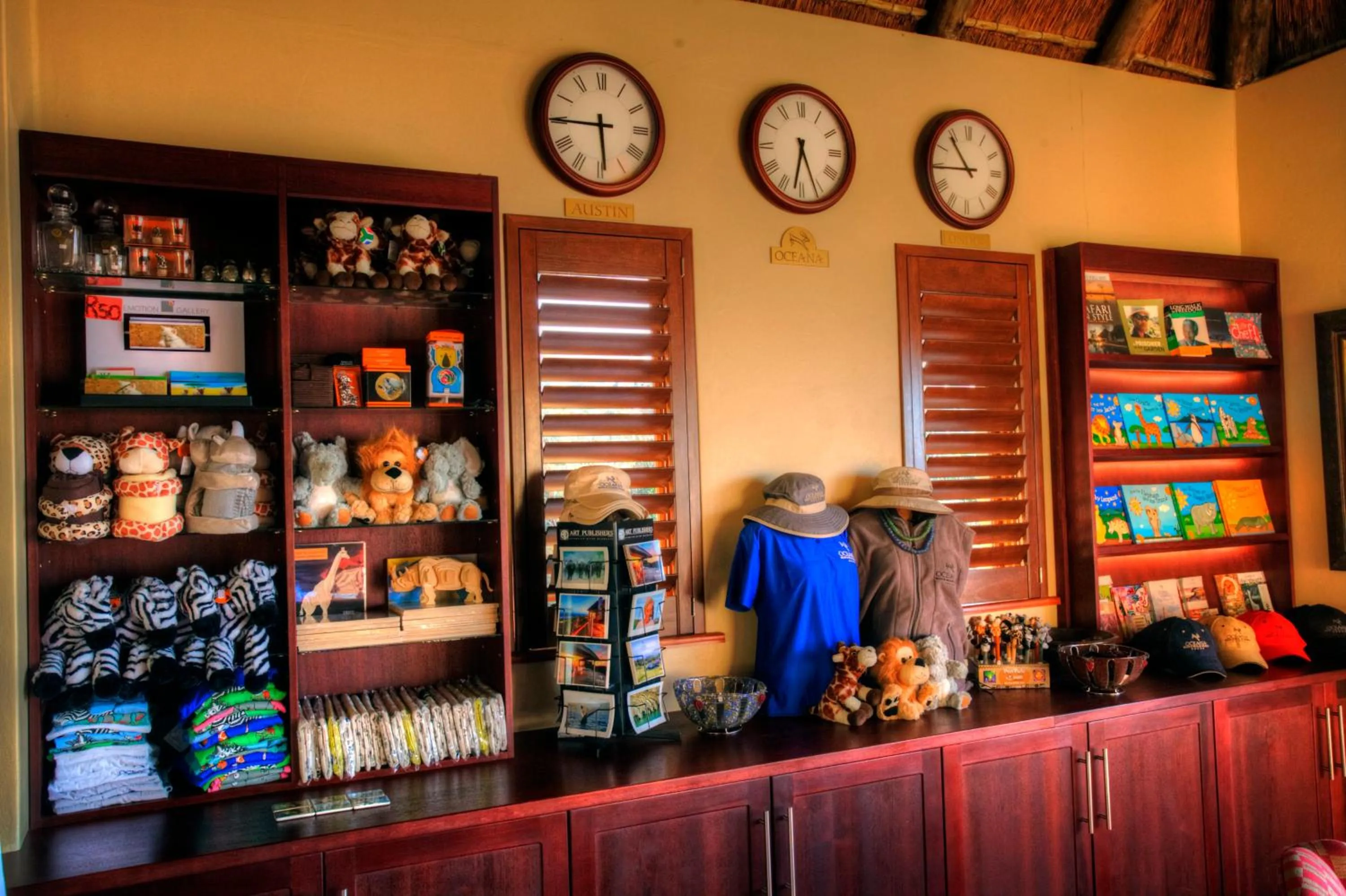 On-site shops in Oceana Beach and Wildlife Reserve