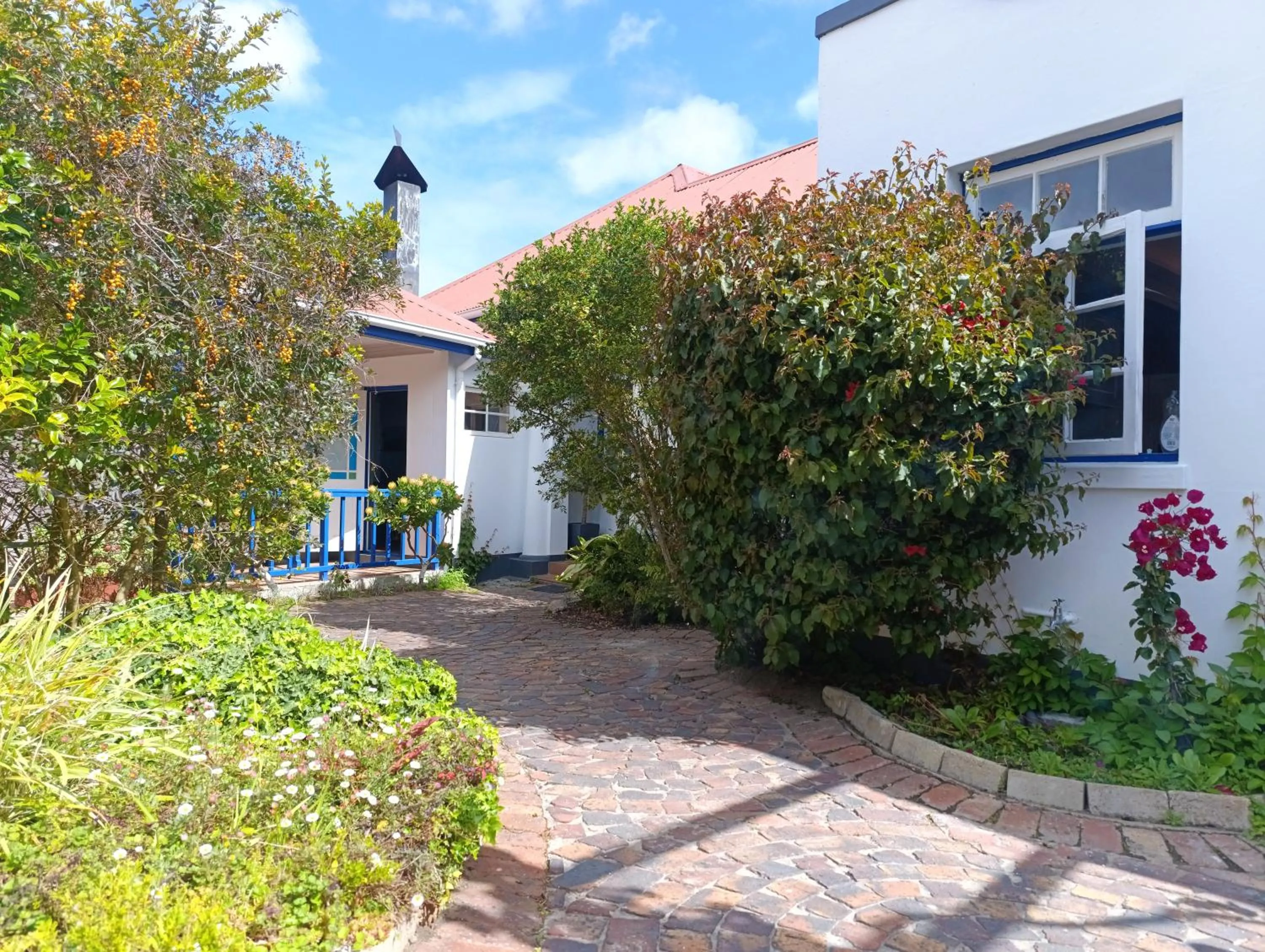Property building in Guinea Fowl Lodge - Lagoon & Heads View B&B, Central Knysna