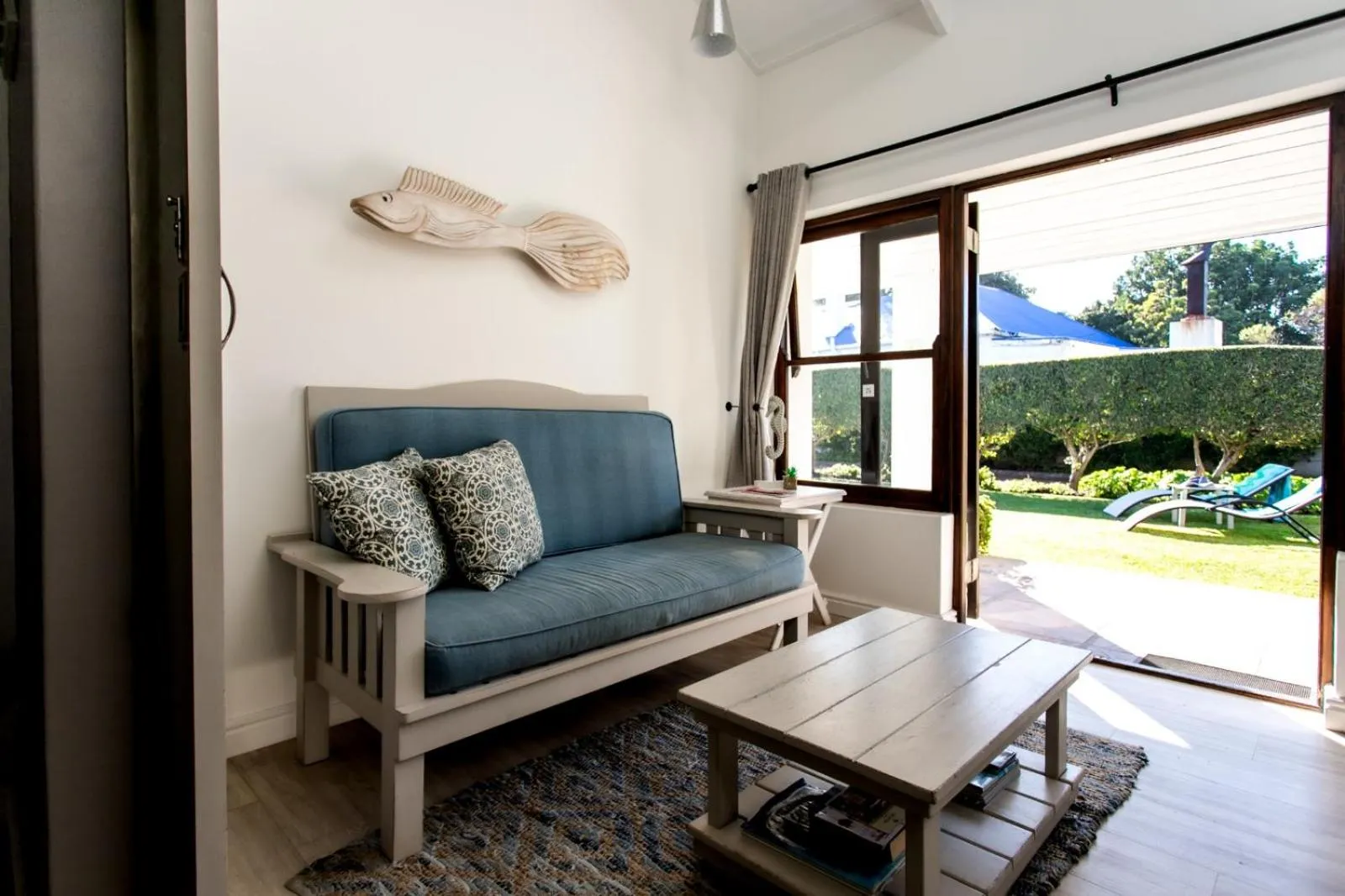 Sixteen Guesthouse on Main