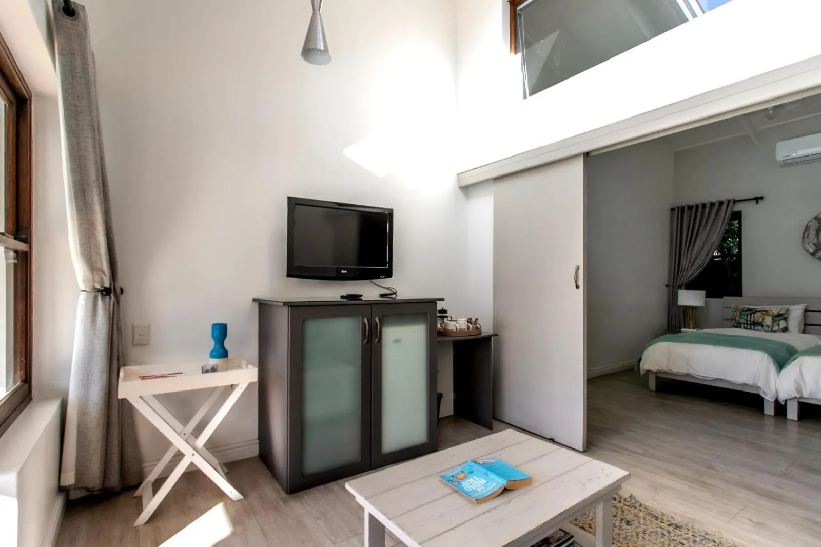 Bed in Sixteen Guesthouse on Main