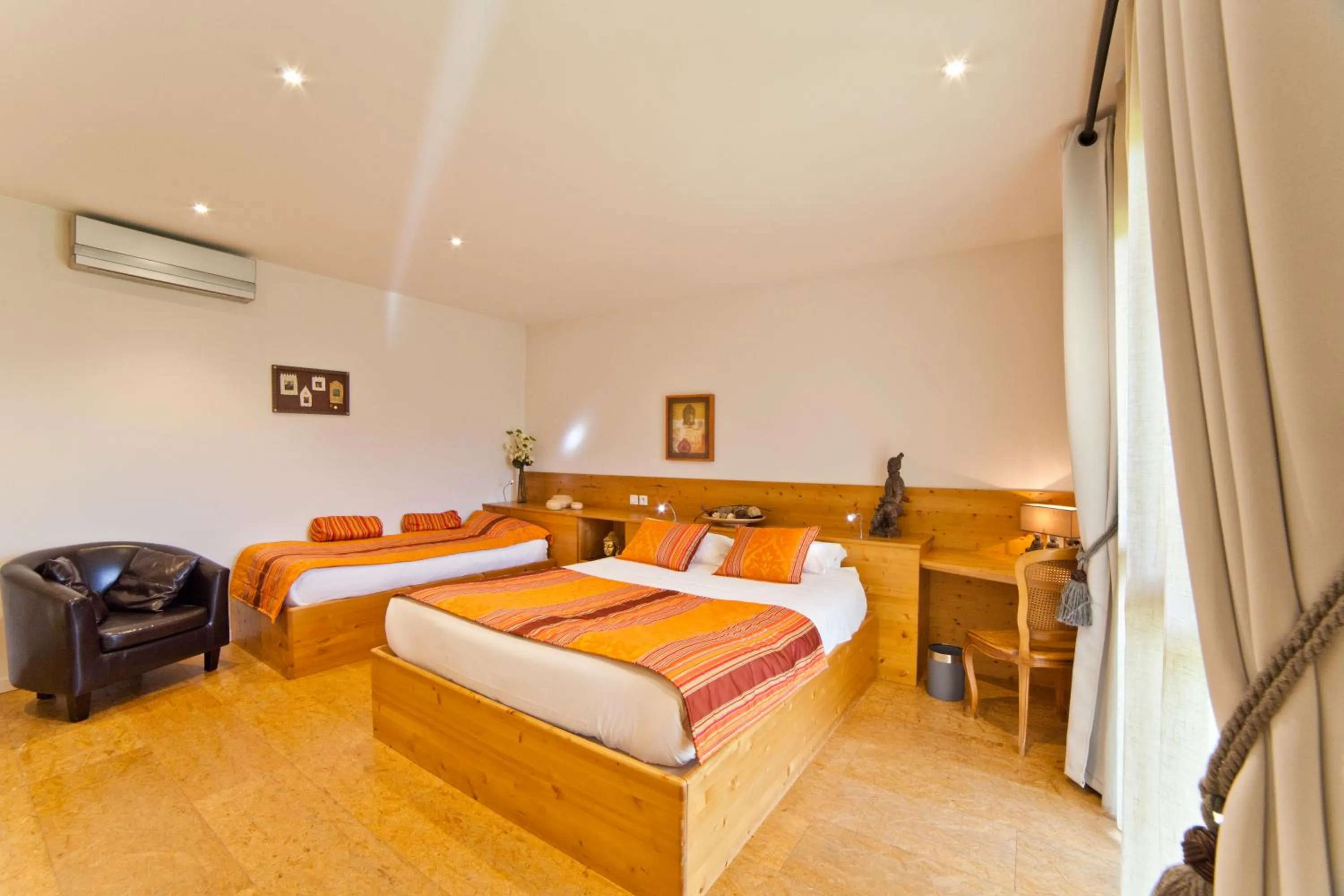 Bed in Hôtel Auberge de Chavannes