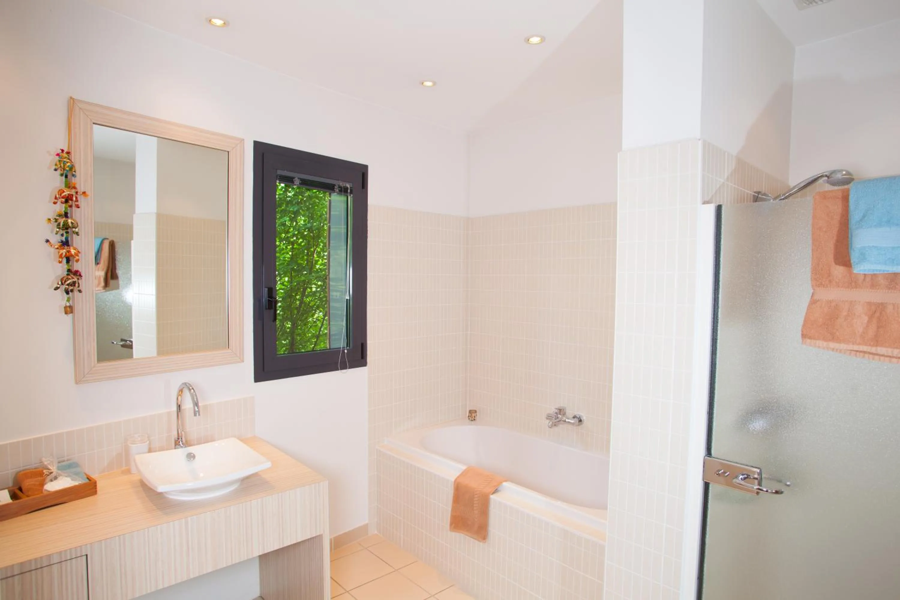 Bathroom in Hôtel Auberge de Chavannes