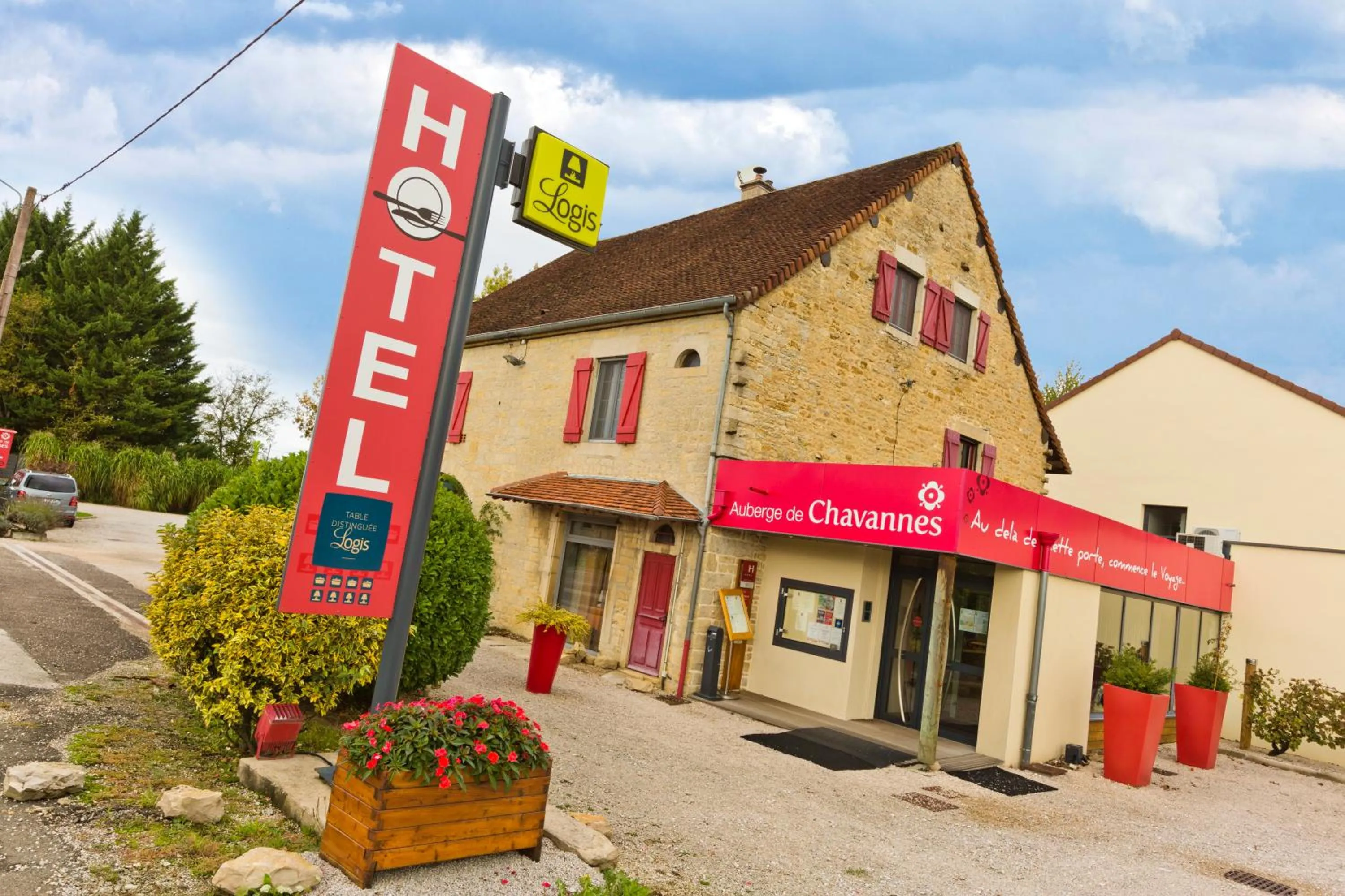 Facade/entrance in Hôtel Auberge de Chavannes
