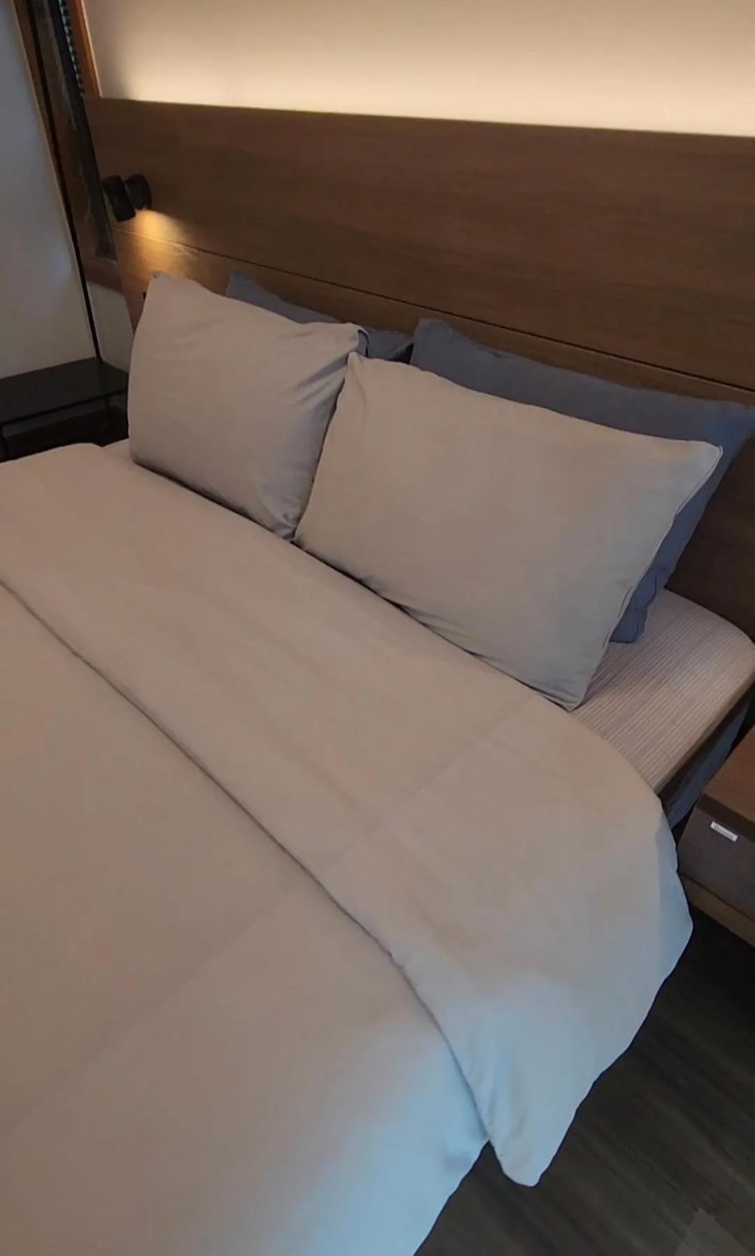 Bed in Jeju Eco Suites