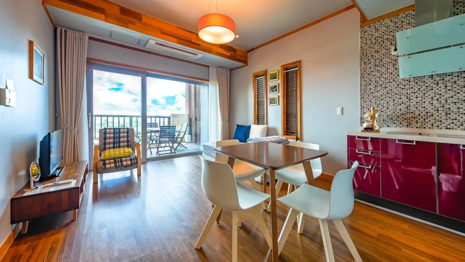 Kitchen or kitchenette in Jeju Eco Suites