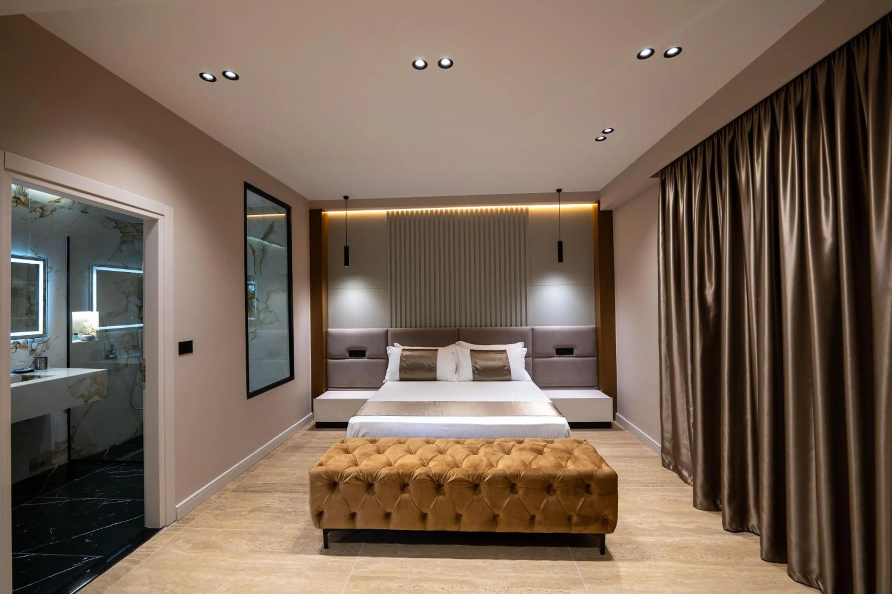 Bedroom in Grand Hotel Aita