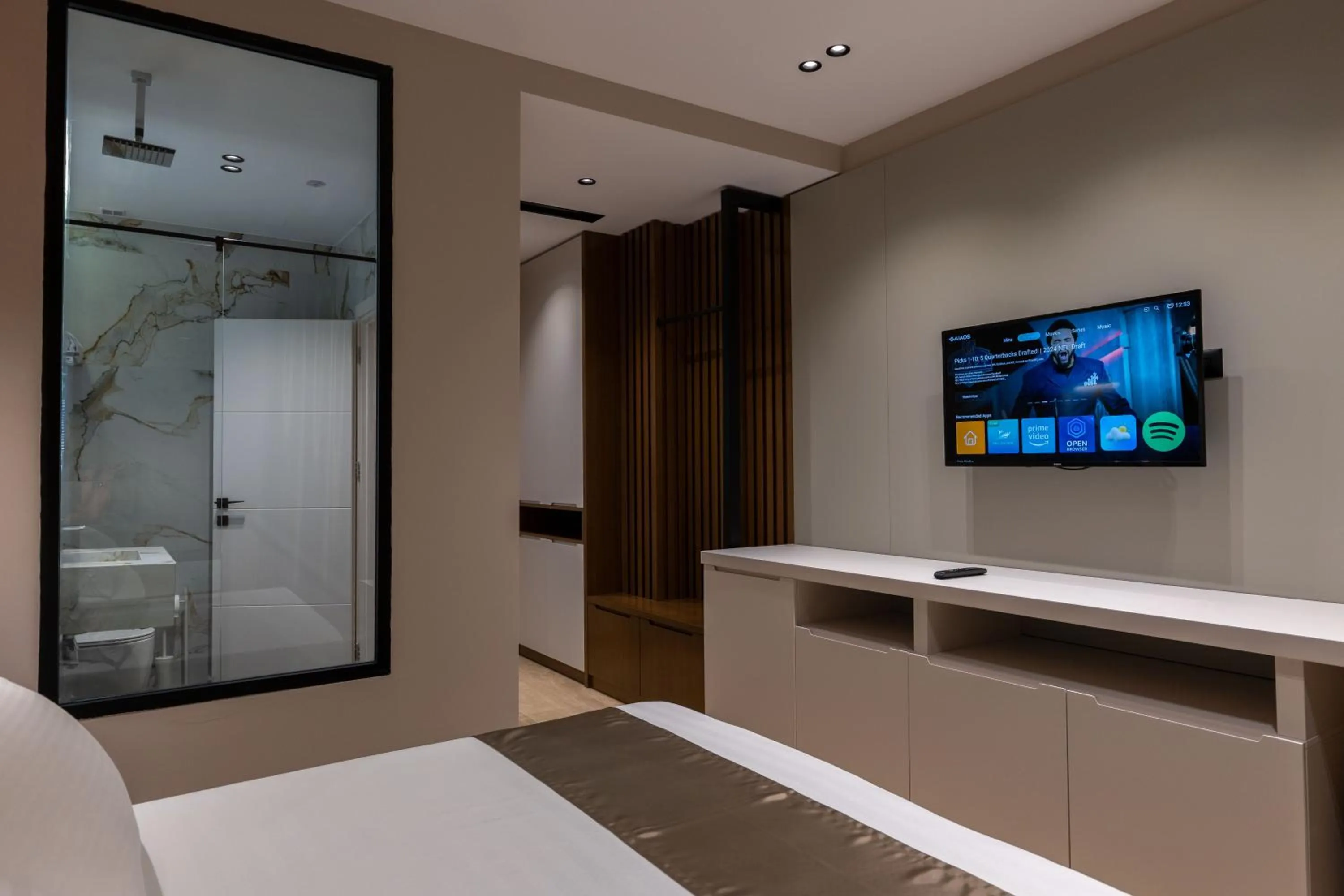 Bedroom in Grand Hotel Aita