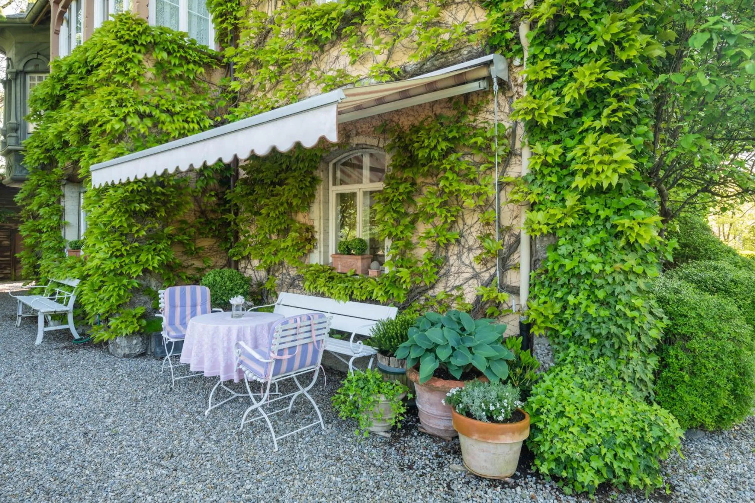 Balcony/Terrace in Art Deco Villa Mon Abri BnB