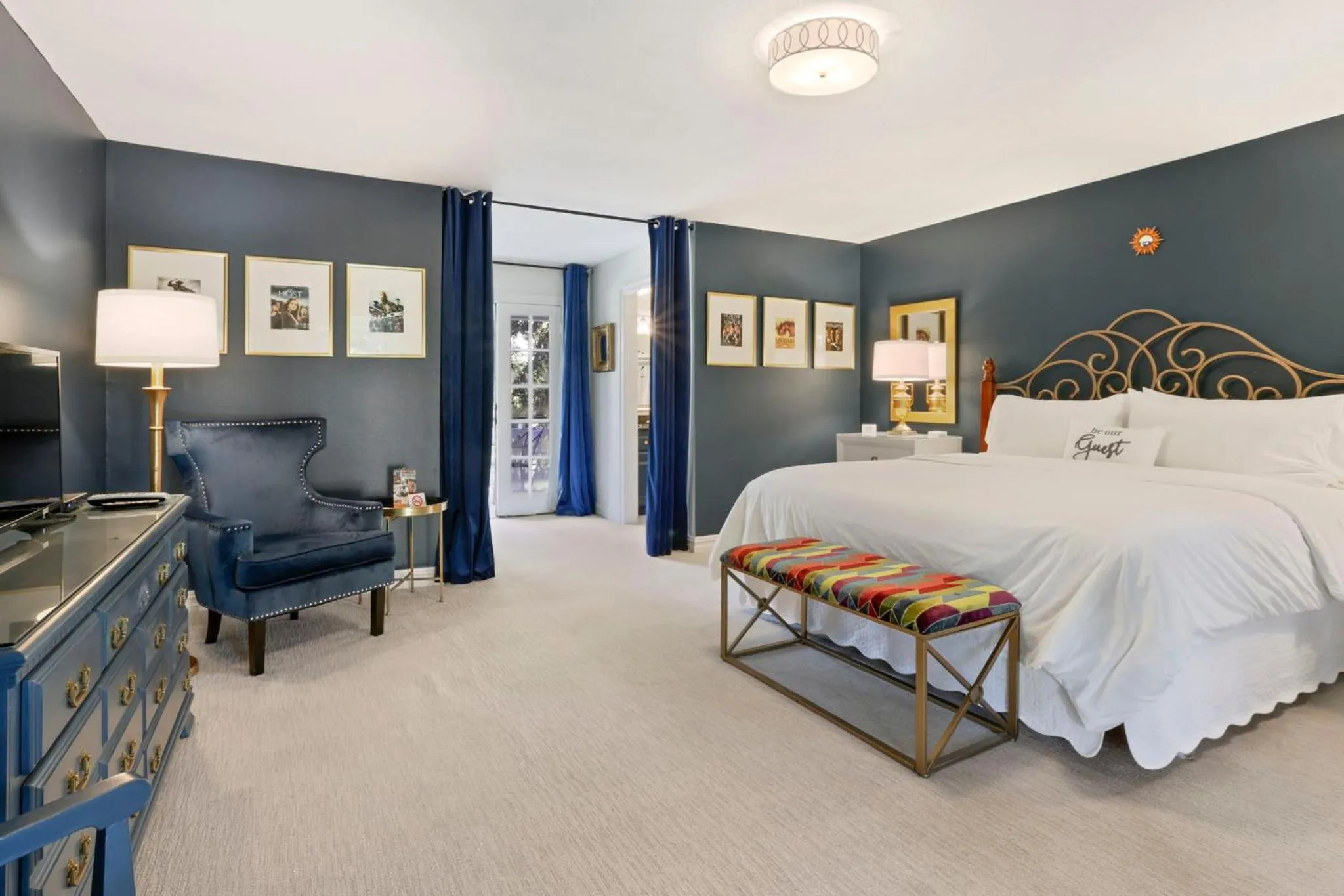 Bed in Greenwood Plantation B&B Inn