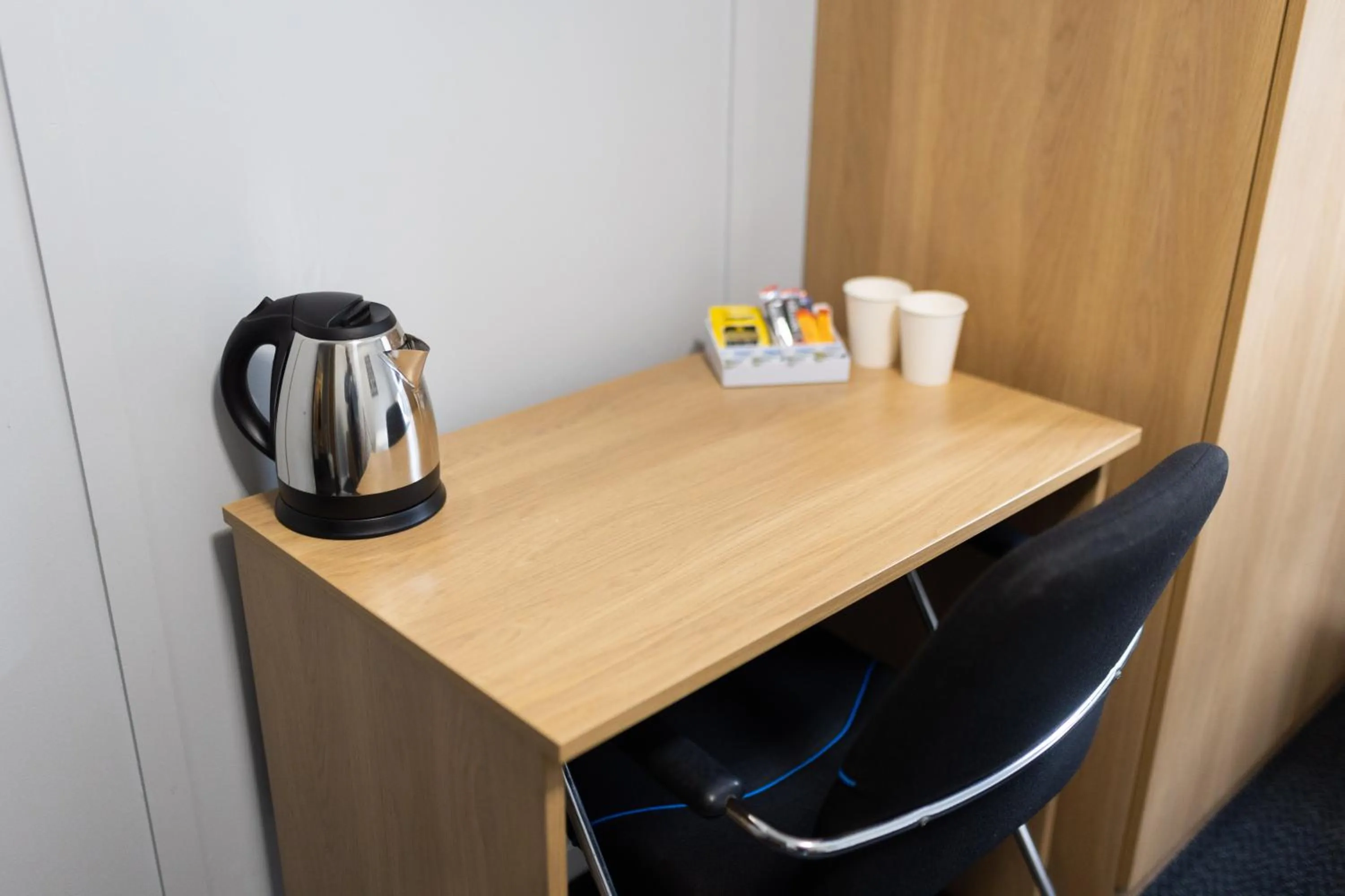 Coffee/tea facilities in Nightel Hotel