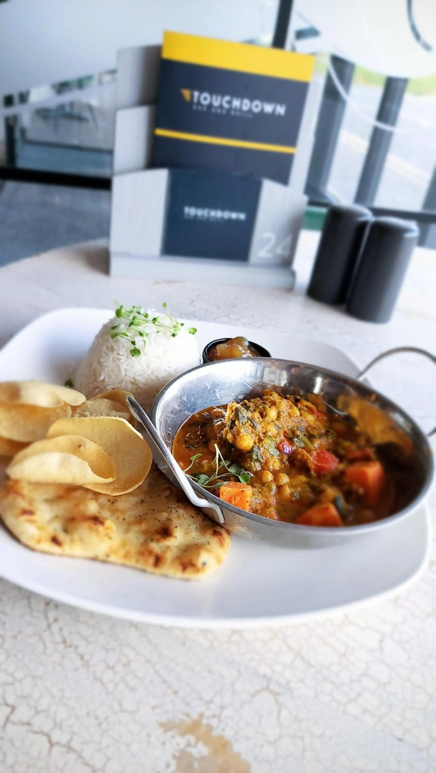 Restaurant/places to eat in Nightel Hotel