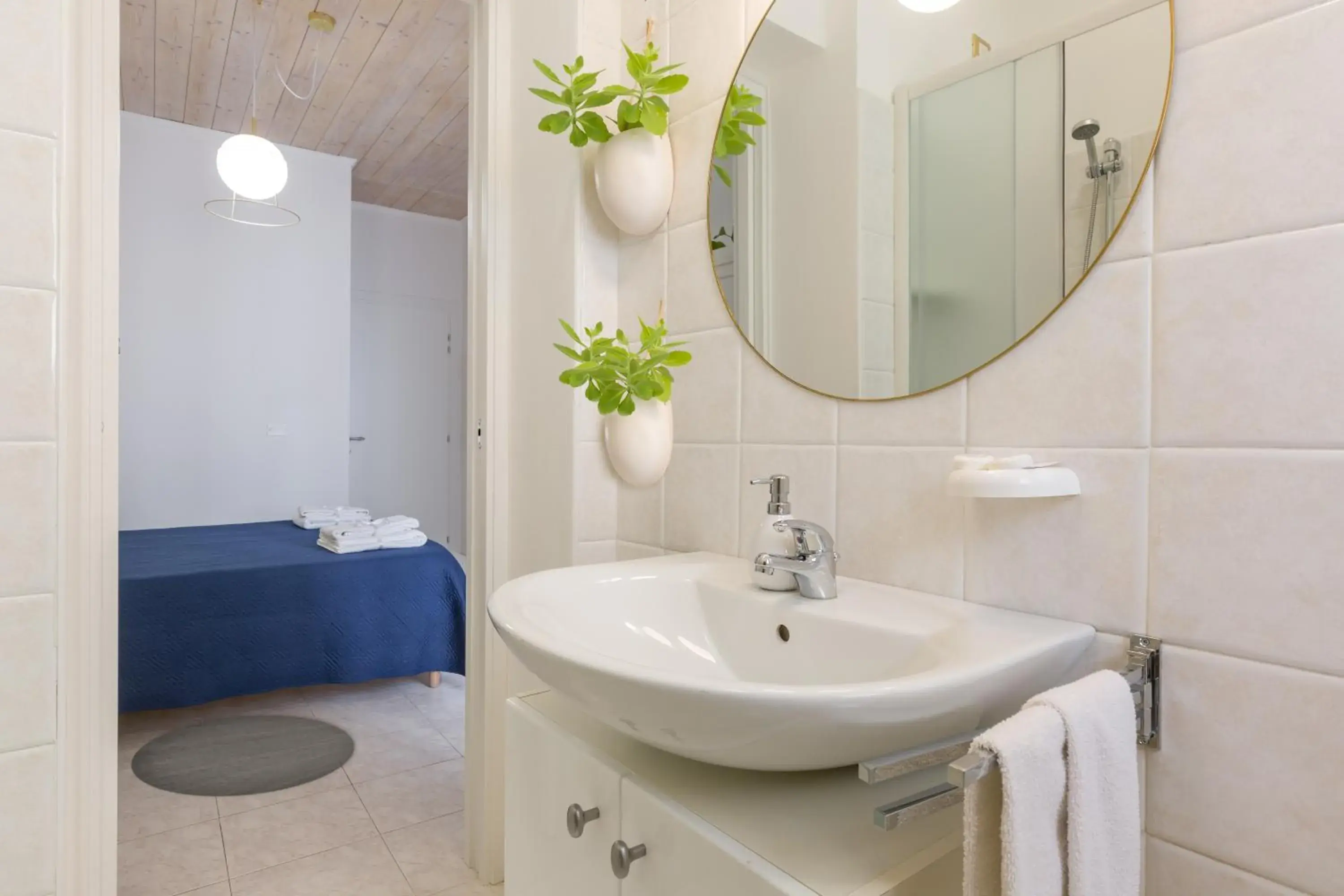 Double Room with Private Bathroom in B&B King Double Room with Private Bathroom in B&B King