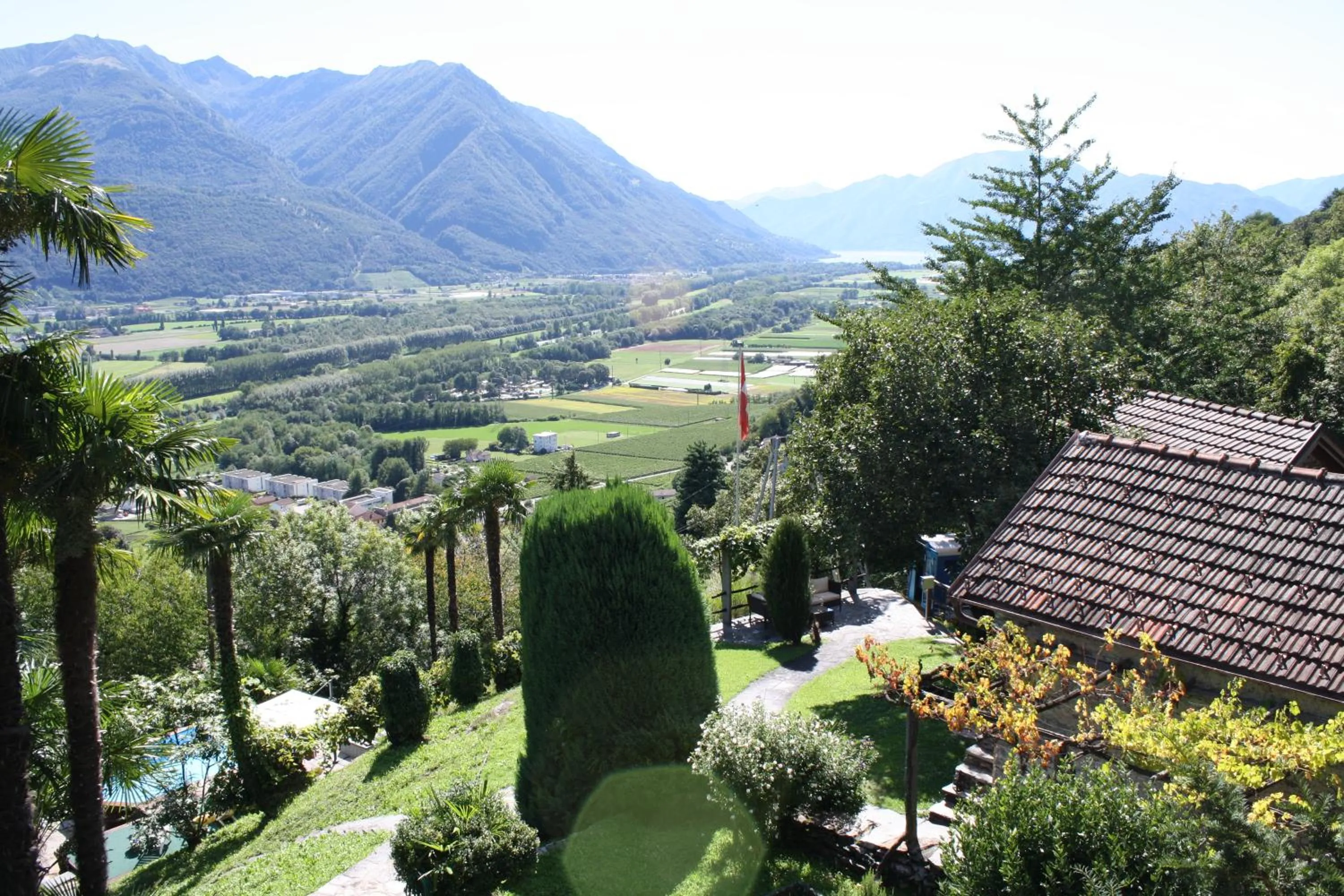 Garden view in Tenuta Casa Cima - tenutacasacima com -