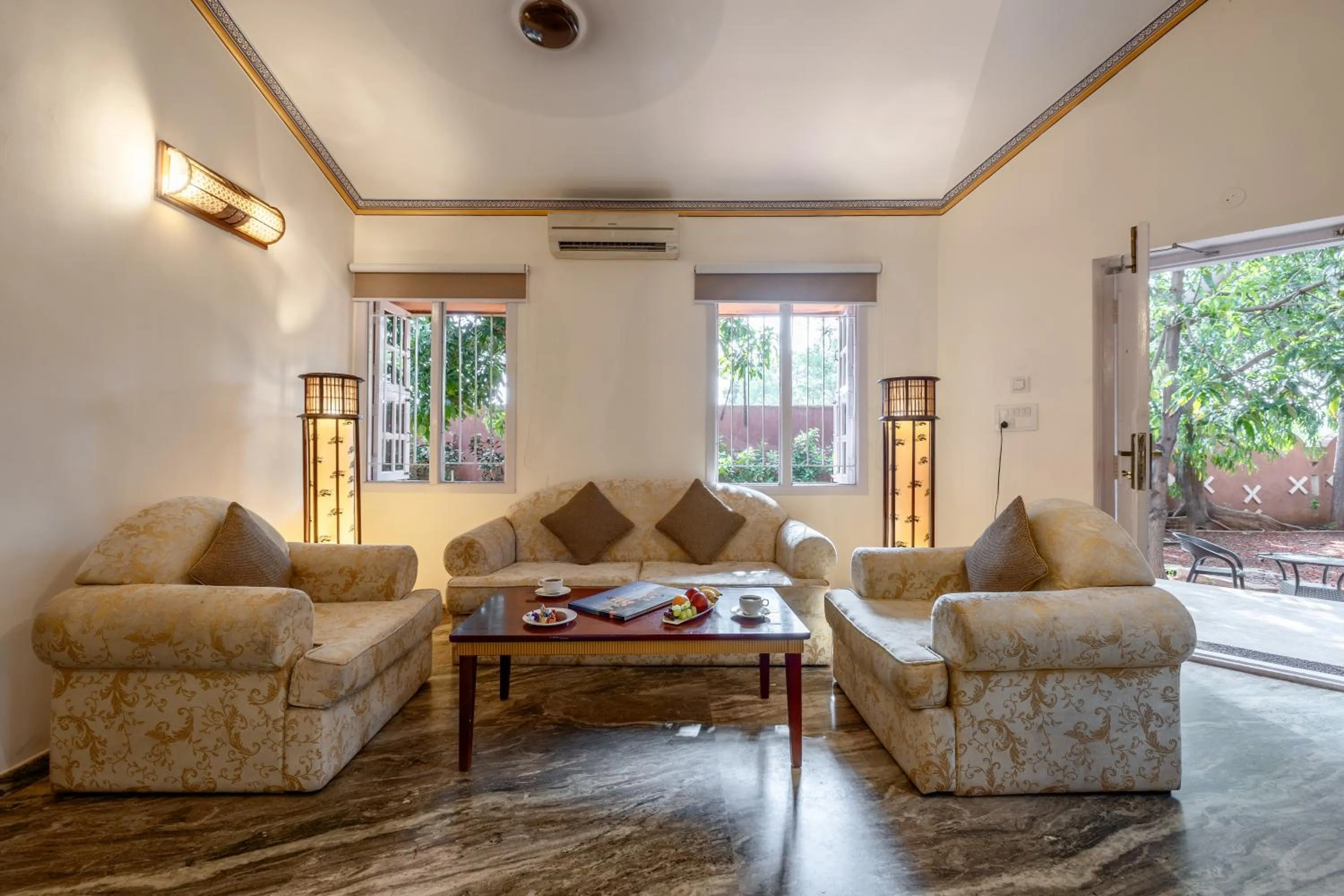 Living room in Vijayshree Resort, Hampi