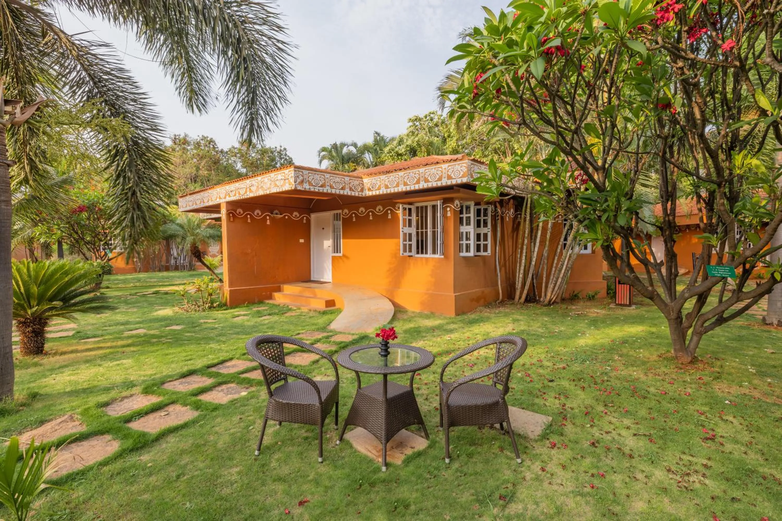 Garden in Vijayshree Resort, Hampi