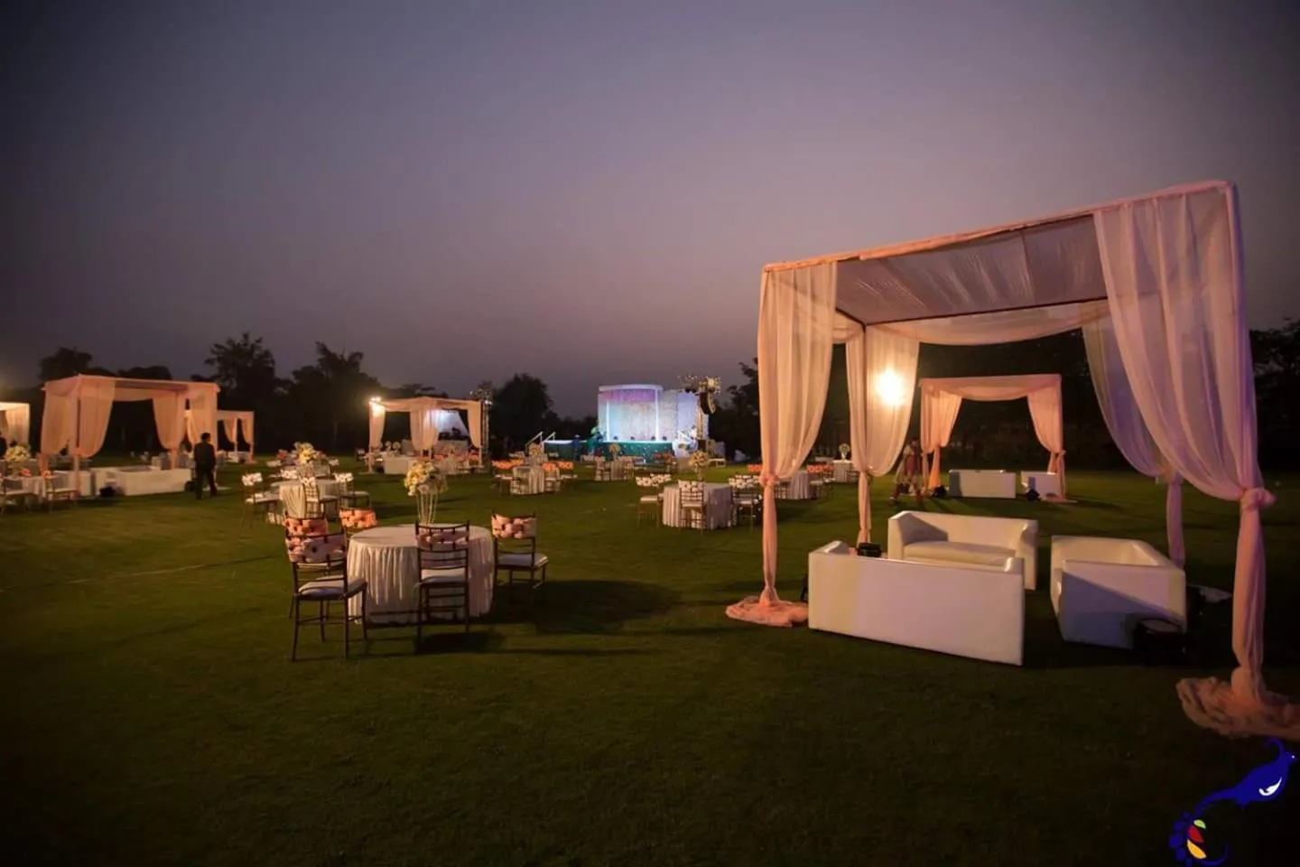 Evening entertainment in Vijayshree Resort, Hampi