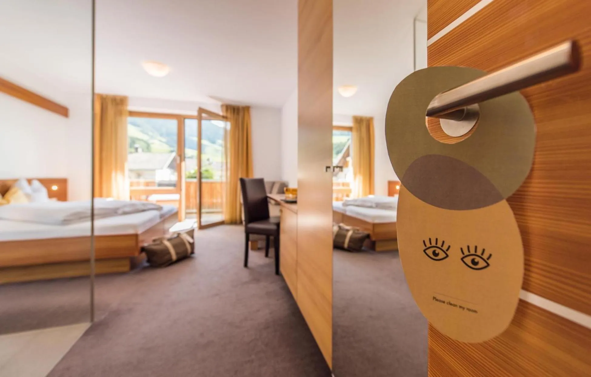 Photo of the whole room, Bed in Hotel juenmi