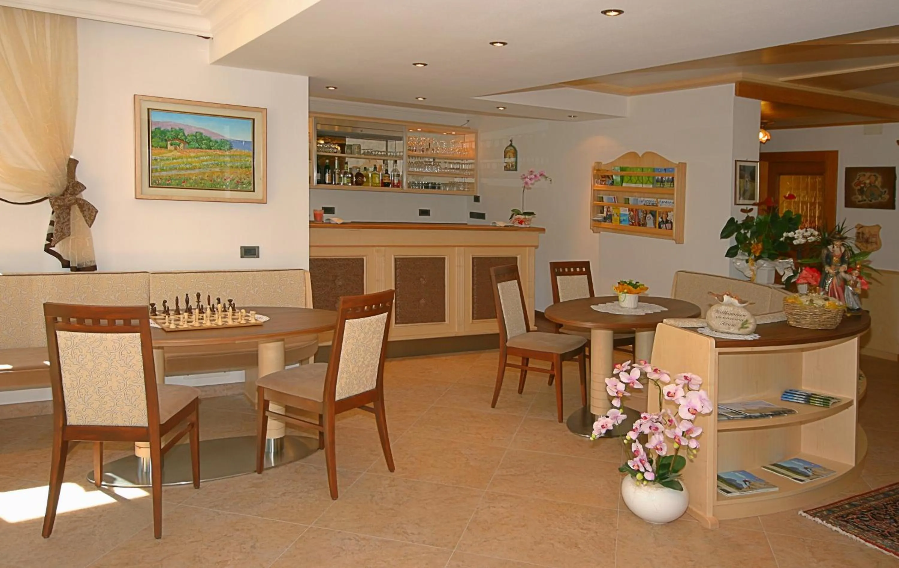 Lounge or bar in Garni Hotel Rezia