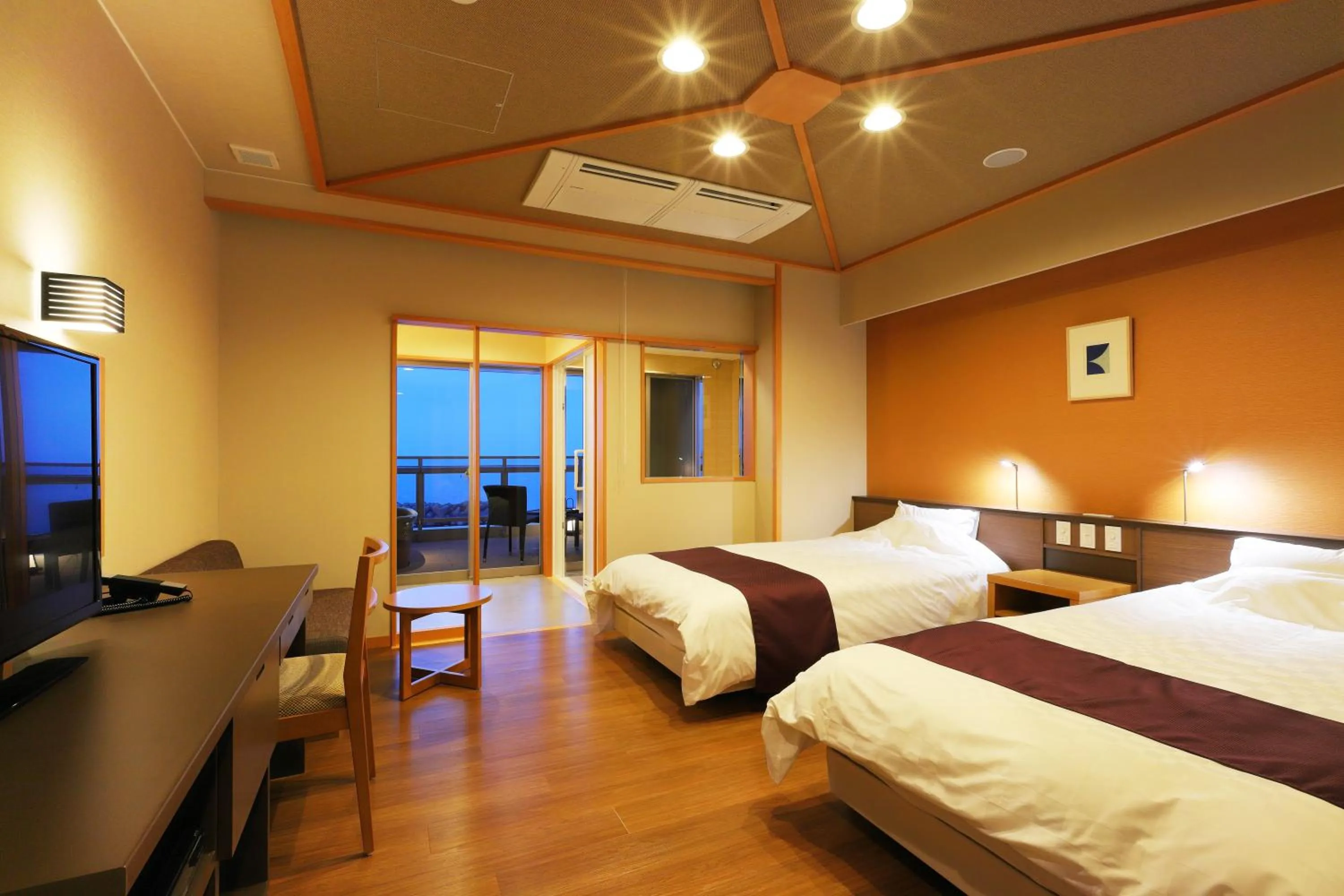 Bedroom in Kaike Yugetsu