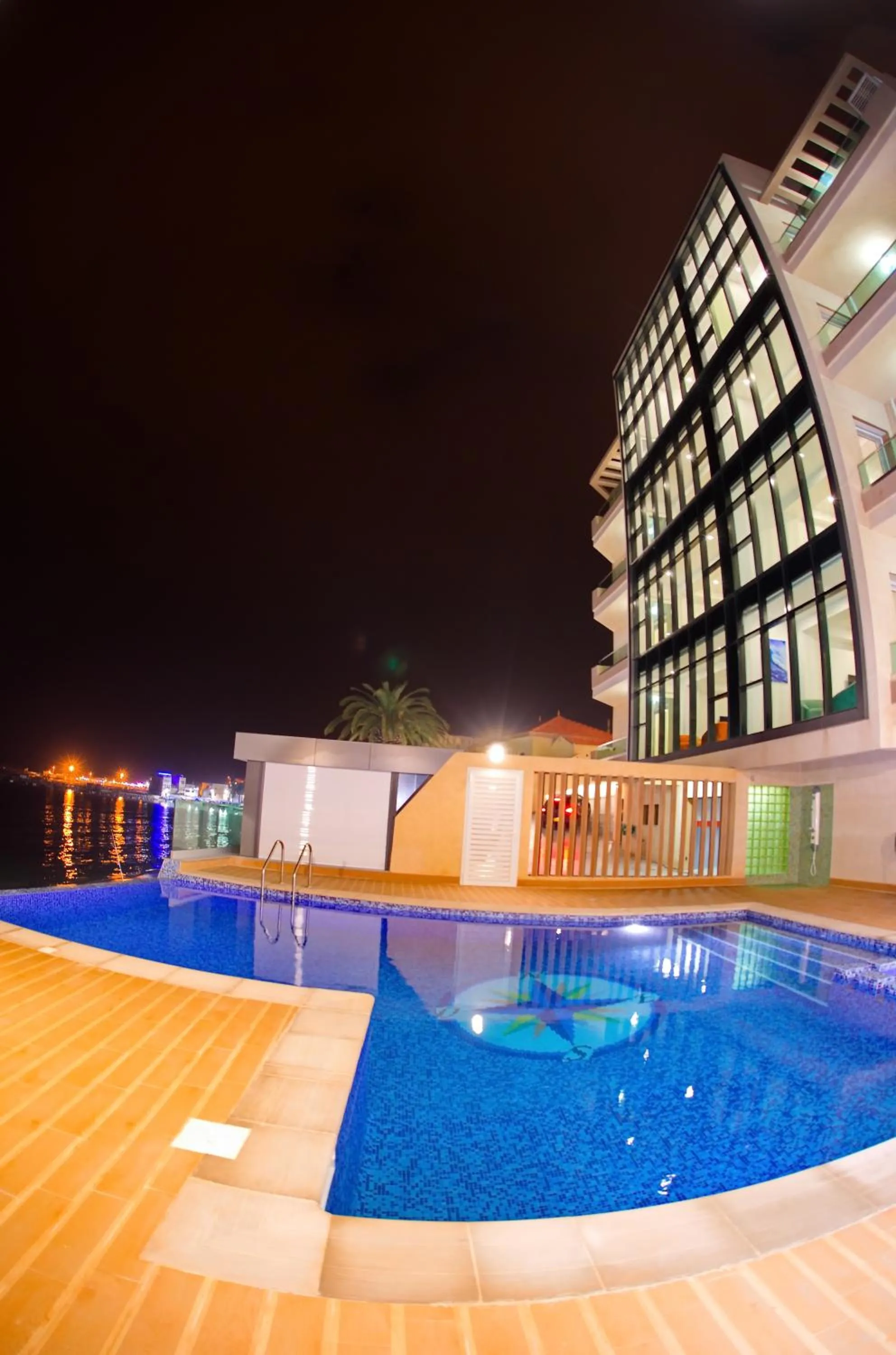 RESIDENCE TOURISTIQUE DU PORT