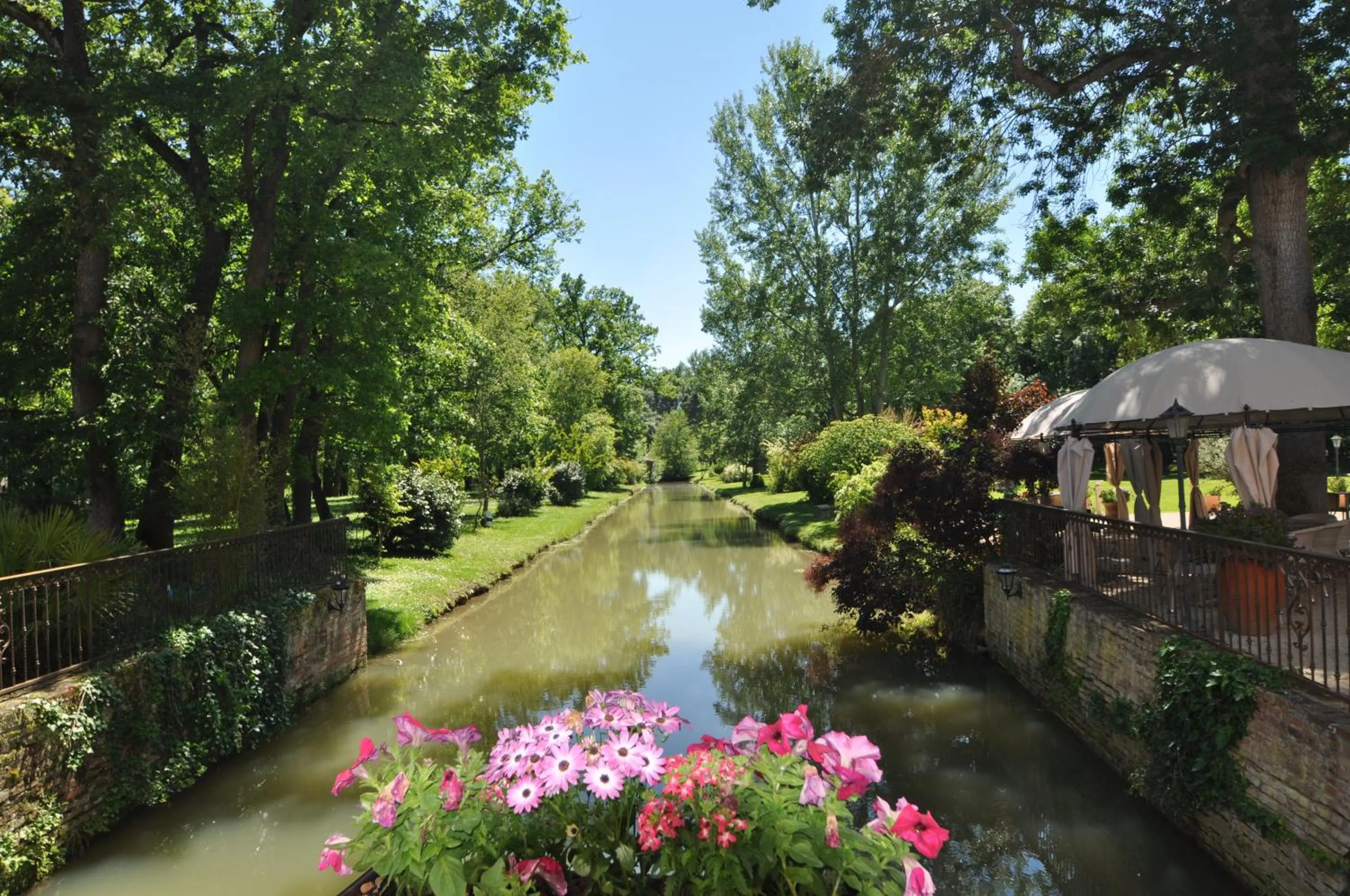 Garden in Le Moulin de Rudelle