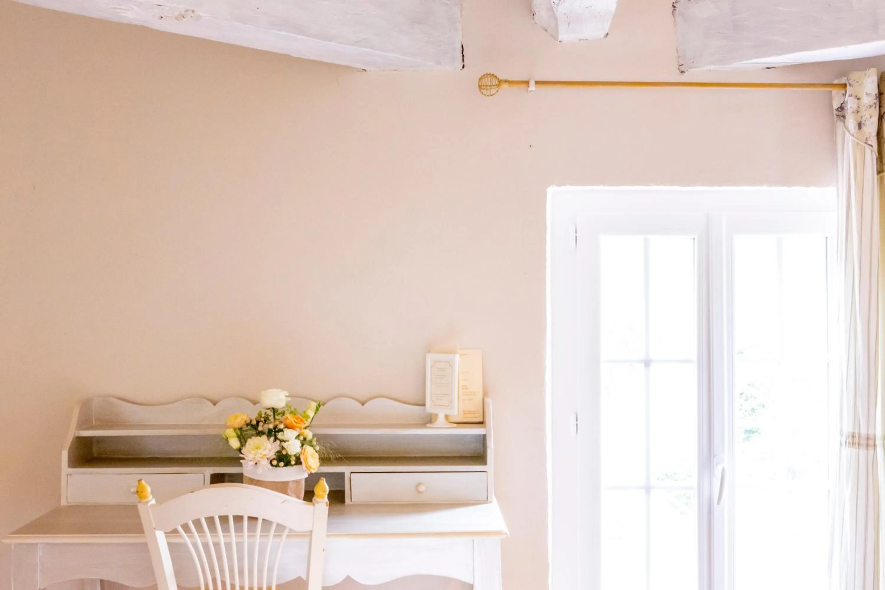 Seating area in Le Moulin de Rudelle