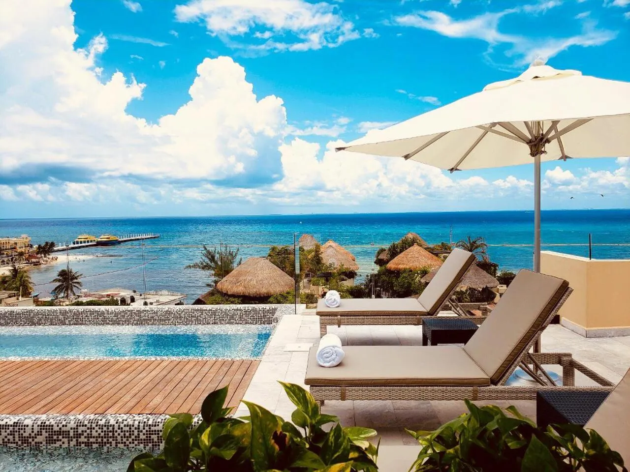 Sea view in Singular Joy Downtown Residences