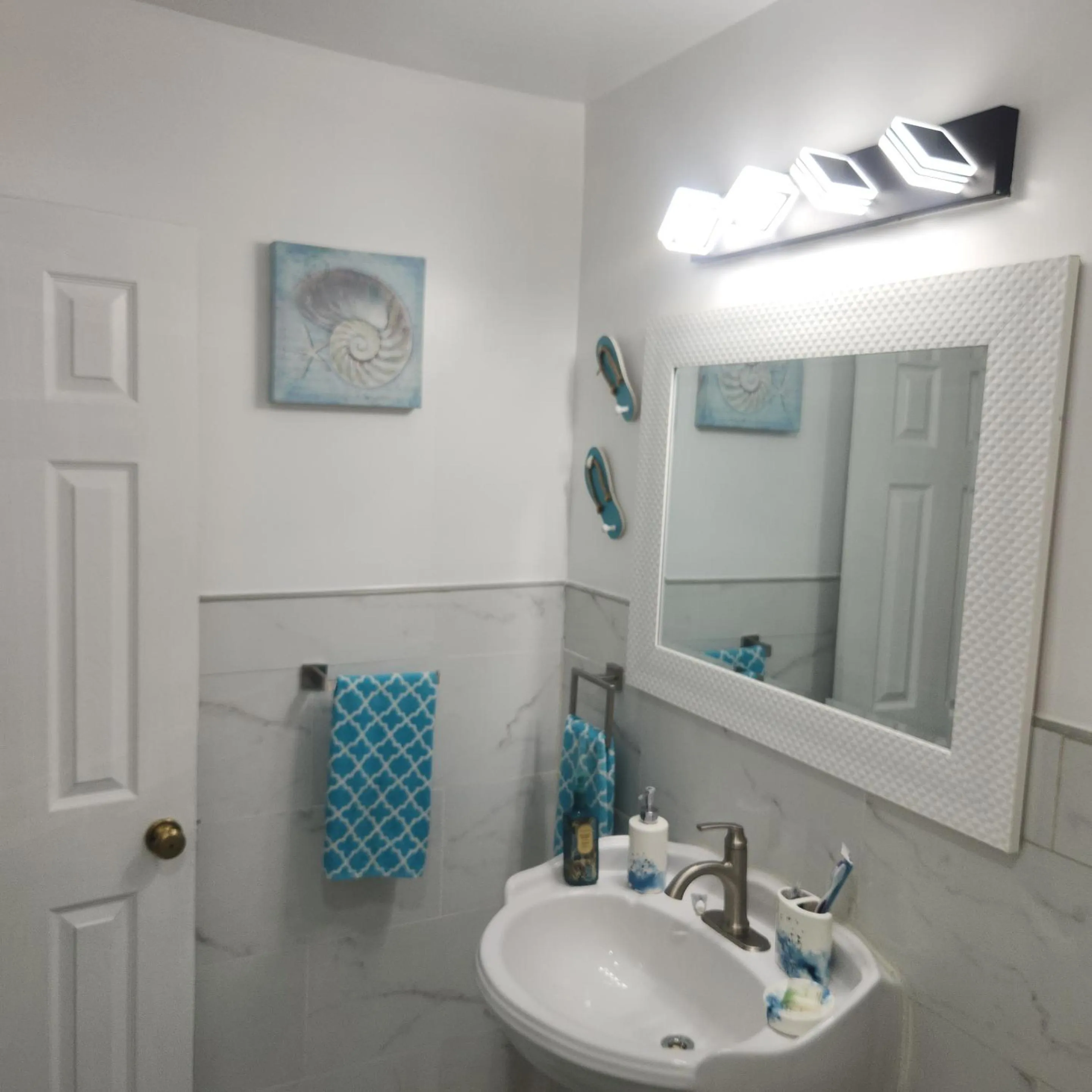 Bathroom in Jubilee Gardens Freeport