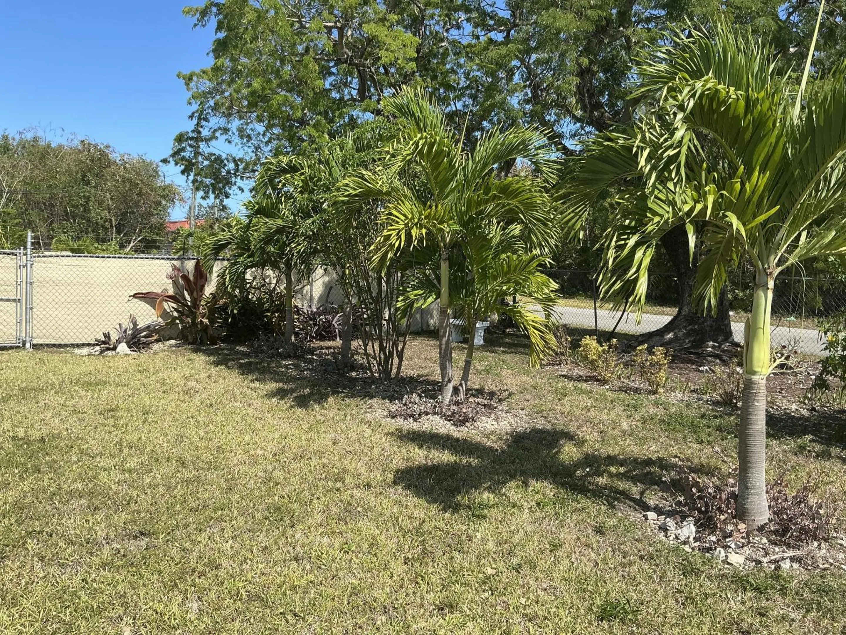 Property building in Jubilee Gardens Freeport