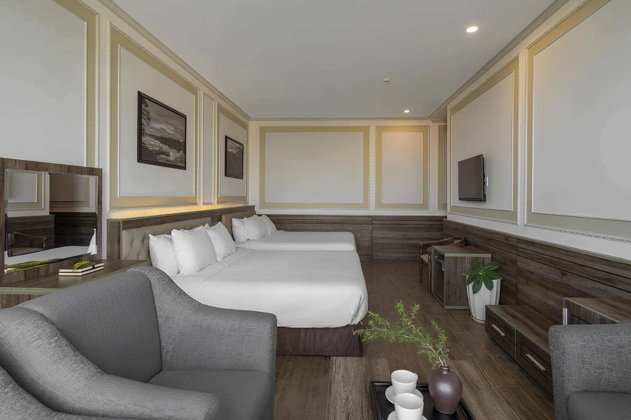 Bed in New Life Hotel - Da Lat