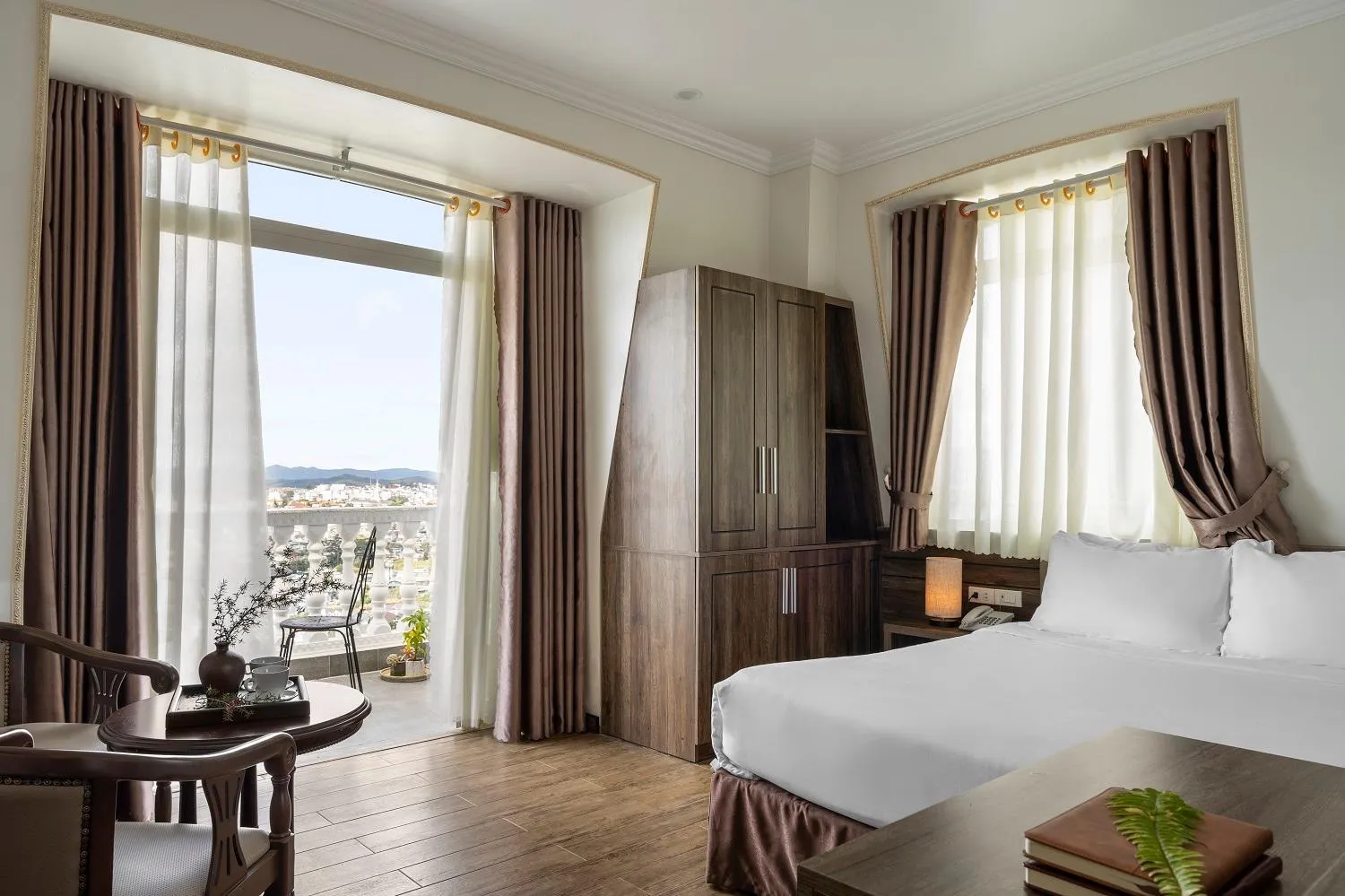 Photo of the whole room, Bed in New Life Hotel - Da Lat