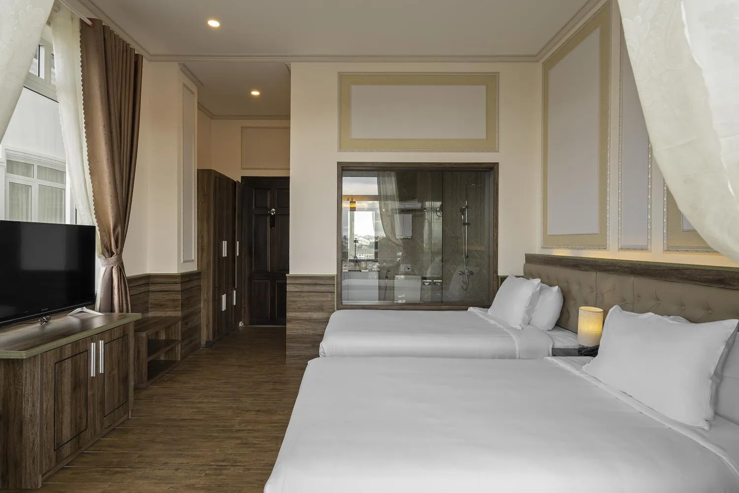 Bed in New Life Hotel - Da Lat