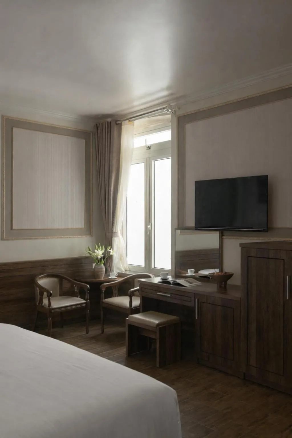 Photo of the whole room, Bed in New Life Hotel - Da Lat