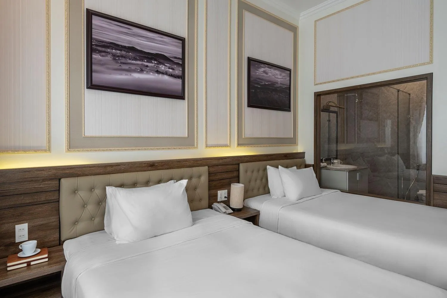 Bed in New Life Hotel - Da Lat