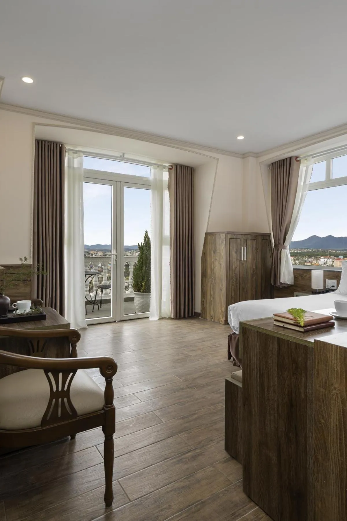 Bedroom in New Life Hotel - Da Lat