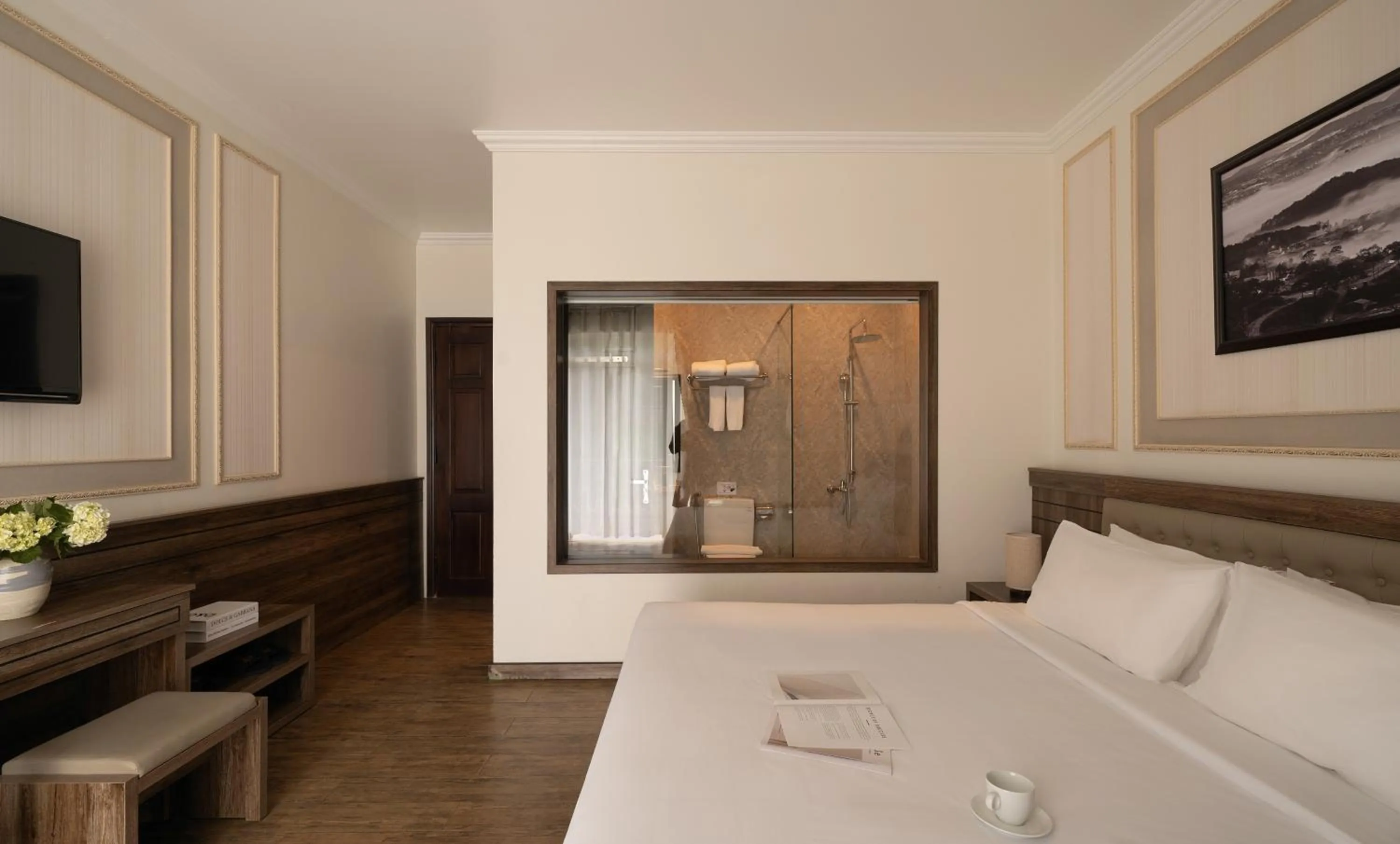 Bed in New Life Hotel - Da Lat